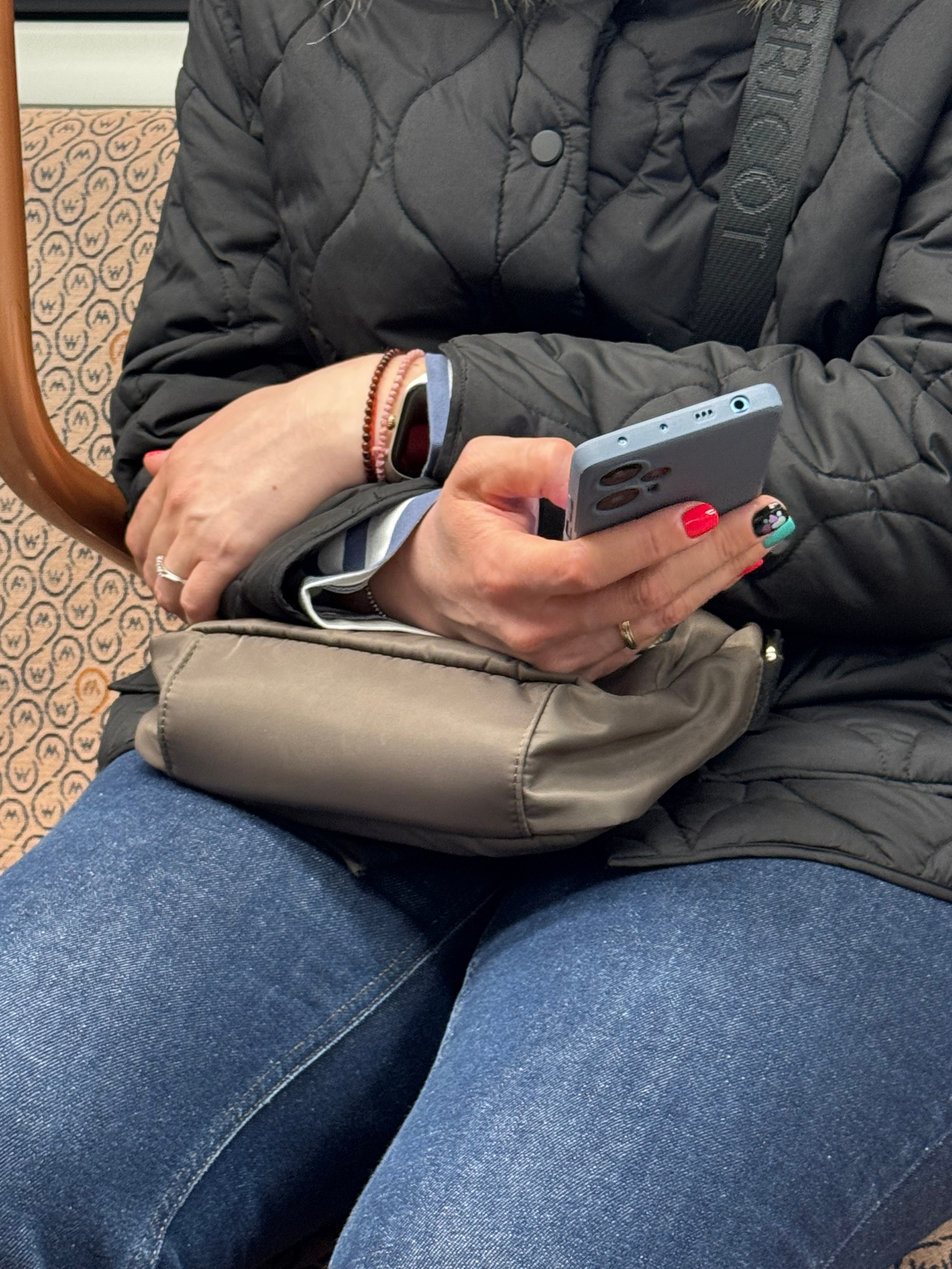 #руки_незнакомцев. Главная