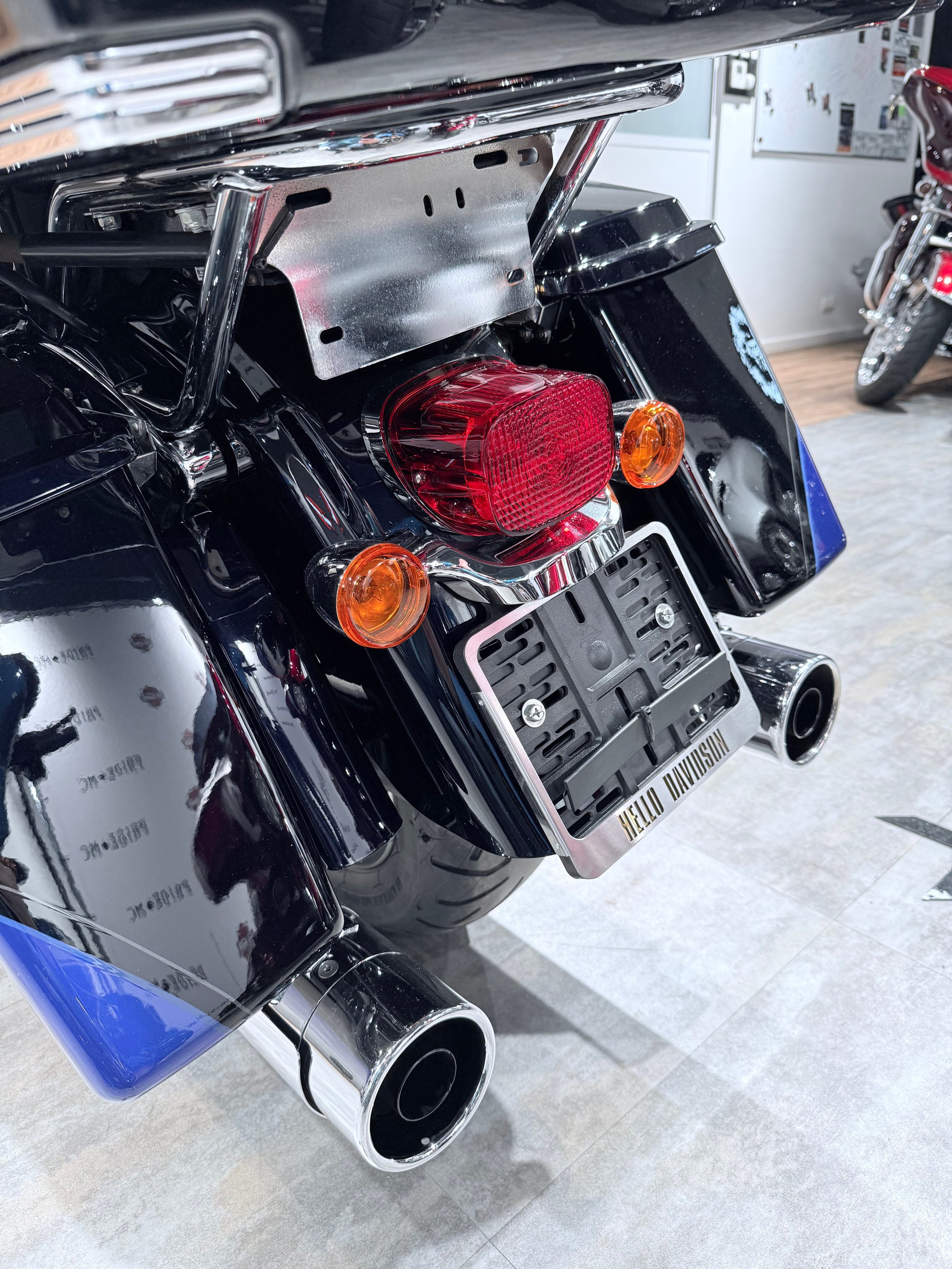 CVO Limited (Twilight Blue Candy). Hello Davidson, Москва. Только хорошие мотоциклы…