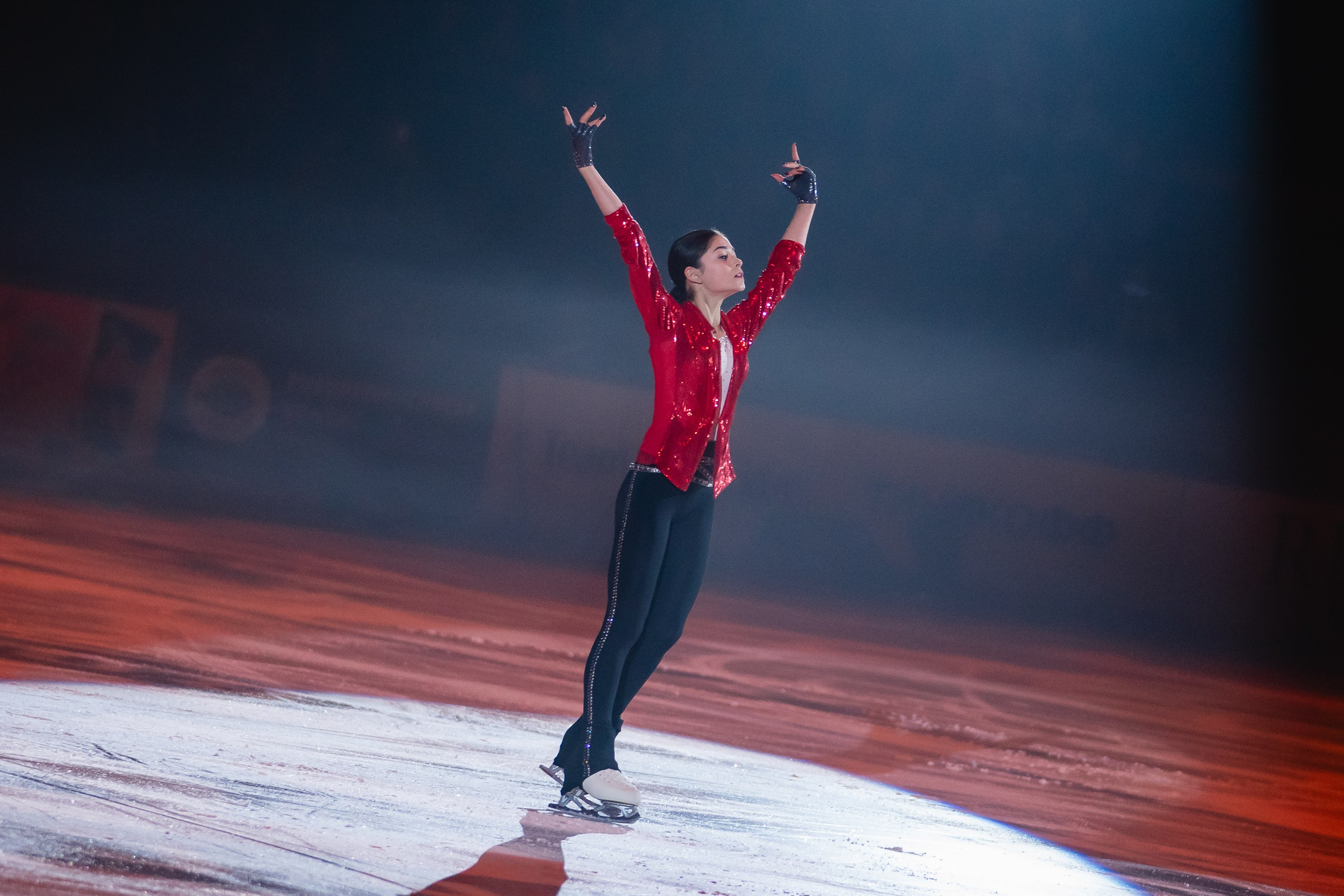 Шоу «Чемпионы на льду» в Новосибирске. Воробьева Ксения — Спортивный и танцевальный фотограф Новосибирск