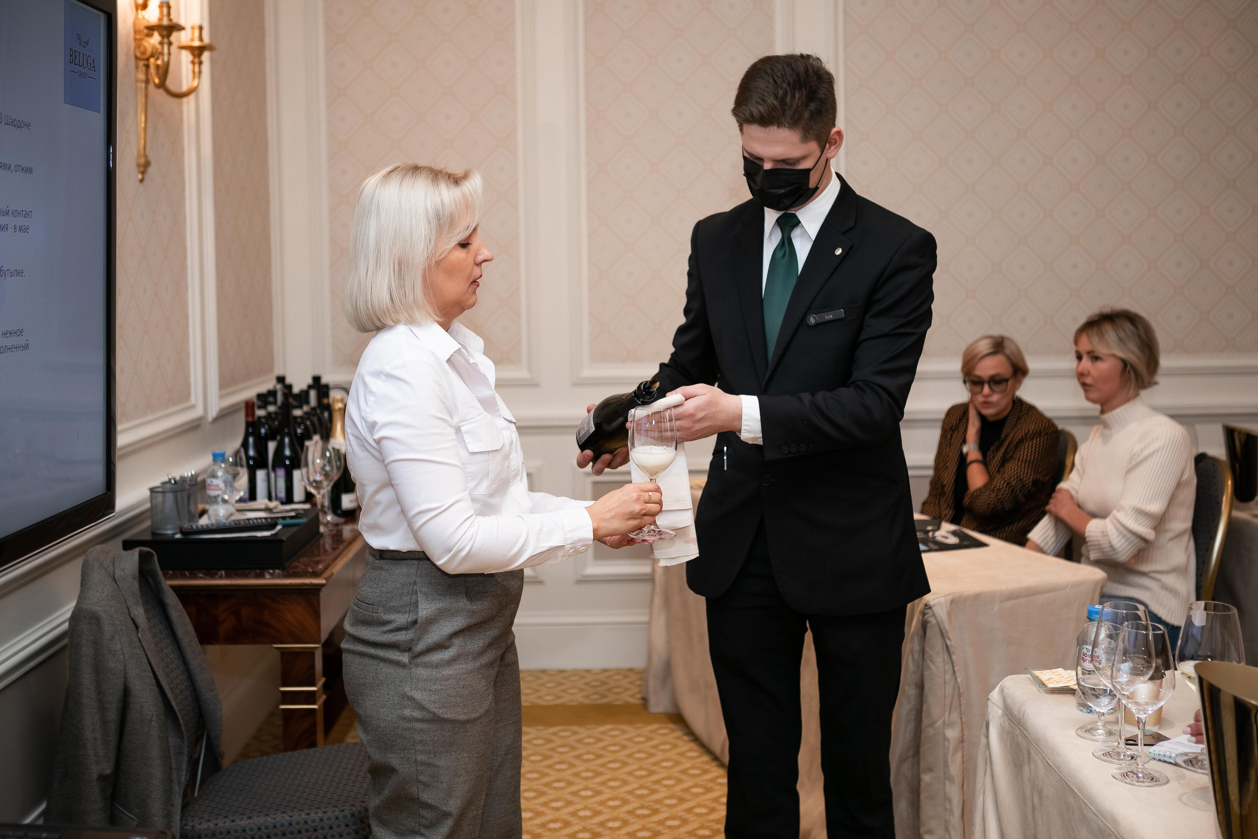 Репортажная фотосъемка дня рождения в ресторане, на теплоходе. Семейный и свадебный фотограф в Санкт-Петербурге Таша Семёнова