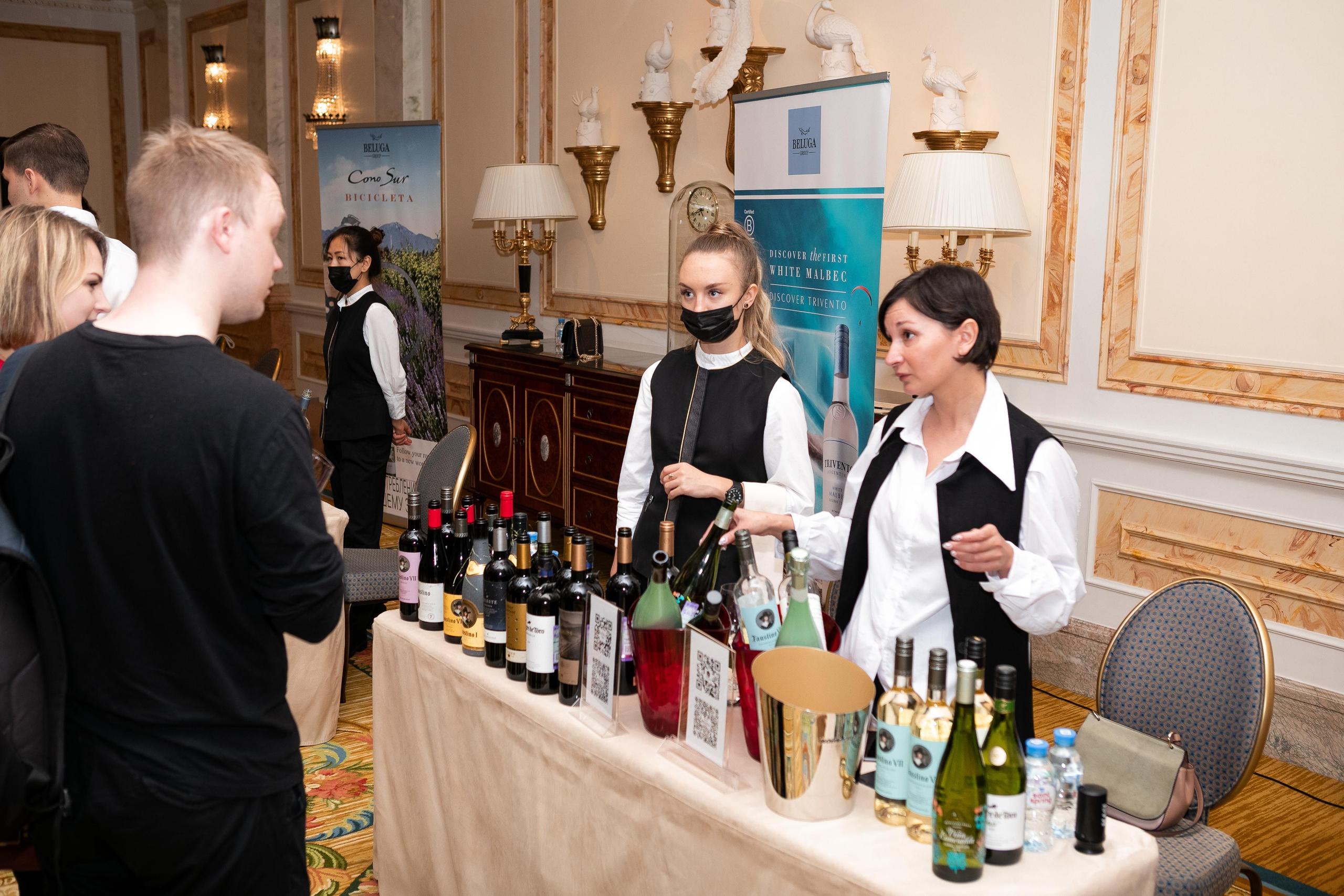 Репортажная фотосъемка дня рождения в ресторане, на теплоходе. Семейный и свадебный фотограф в Санкт-Петербурге Таша Семёнова