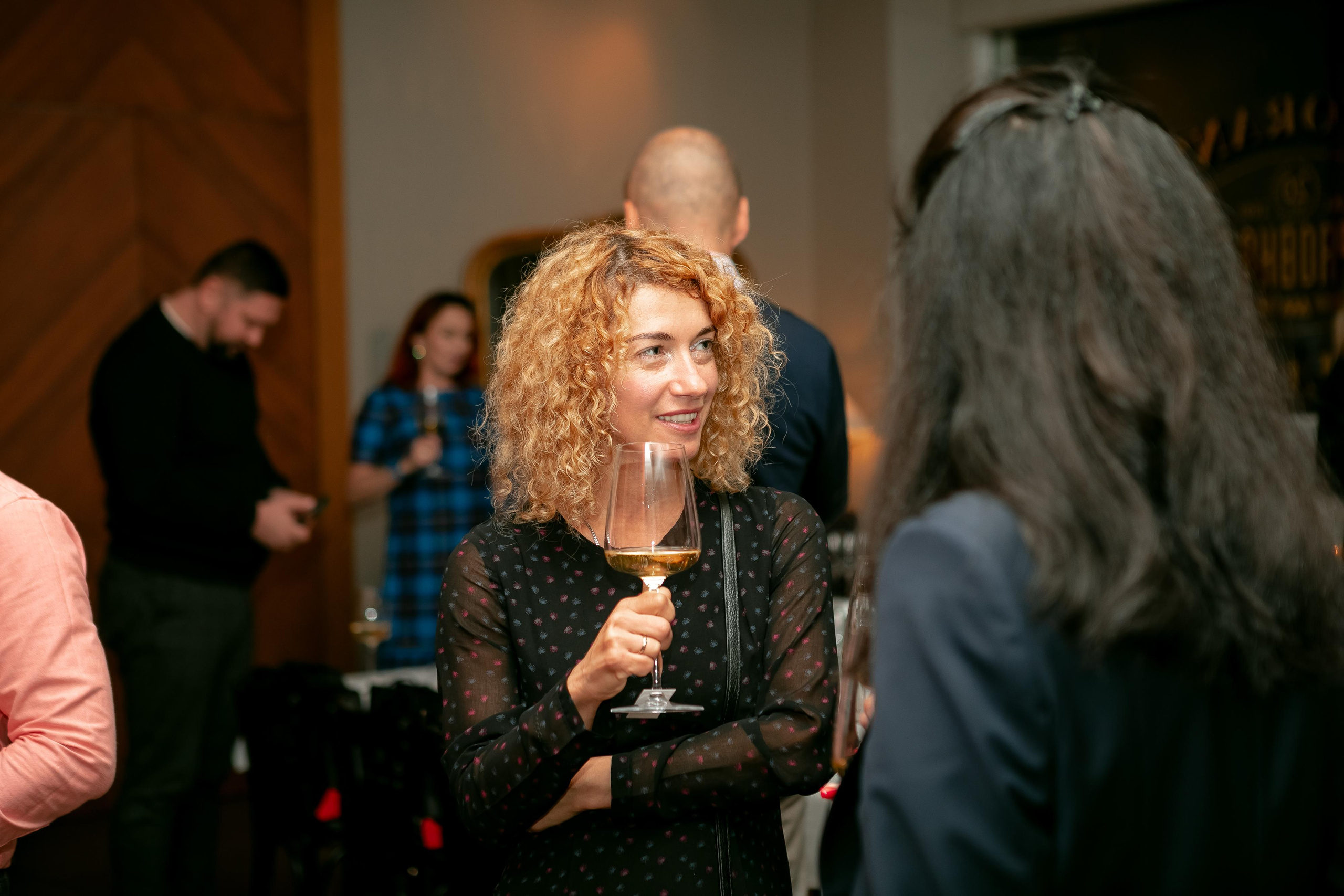 Репортажная фотосъемка дня рождения в ресторане, на теплоходе. Семейный и свадебный фотограф в Санкт-Петербурге Таша Семёнова