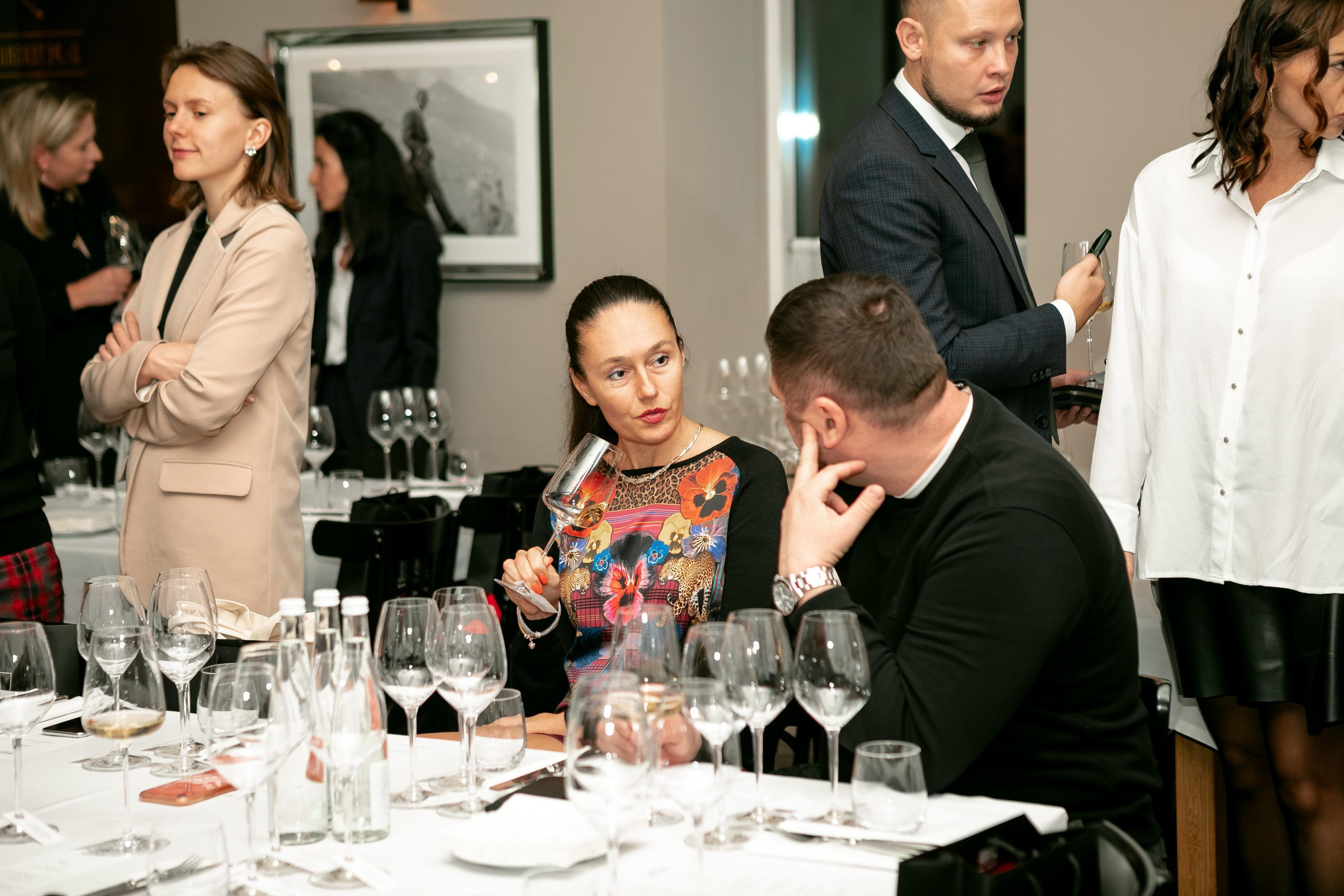 Репортажная фотосъемка дня рождения в ресторане, на теплоходе. Семейный и свадебный фотограф в Санкт-Петербурге Таша Семёнова