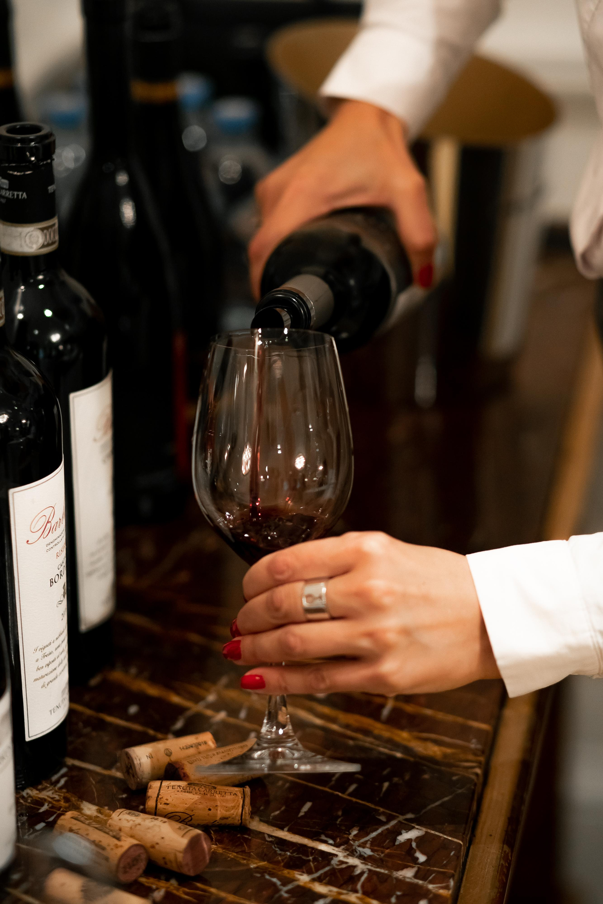 Репортажная фотосъемка дня рождения в ресторане, на теплоходе. Семейный и свадебный фотограф в Санкт-Петербурге Таша Семёнова