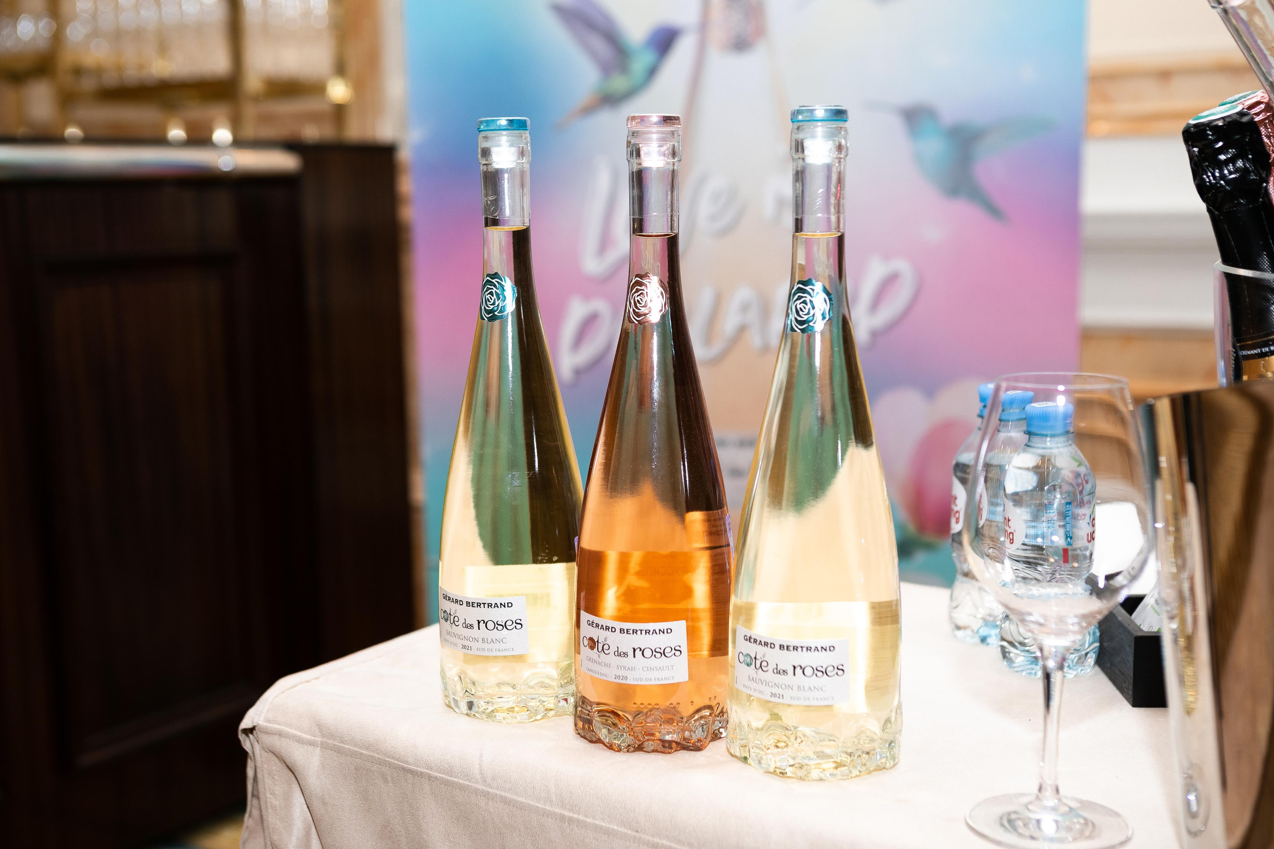 Репортажная фотосъемка дня рождения в ресторане, на теплоходе. Семейный и свадебный фотограф в Санкт-Петербурге Таша Семёнова