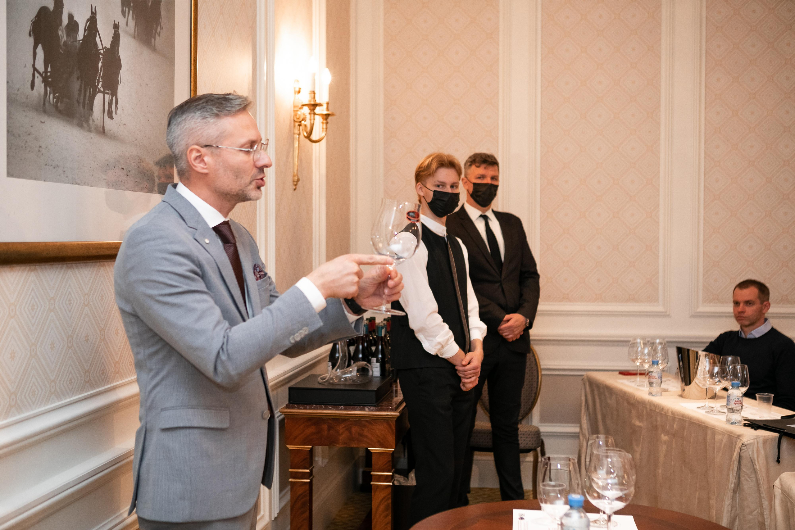 Репортажная фотосъемка дня рождения в ресторане, на теплоходе. Семейный и свадебный фотограф в Санкт-Петербурге Таша Семёнова