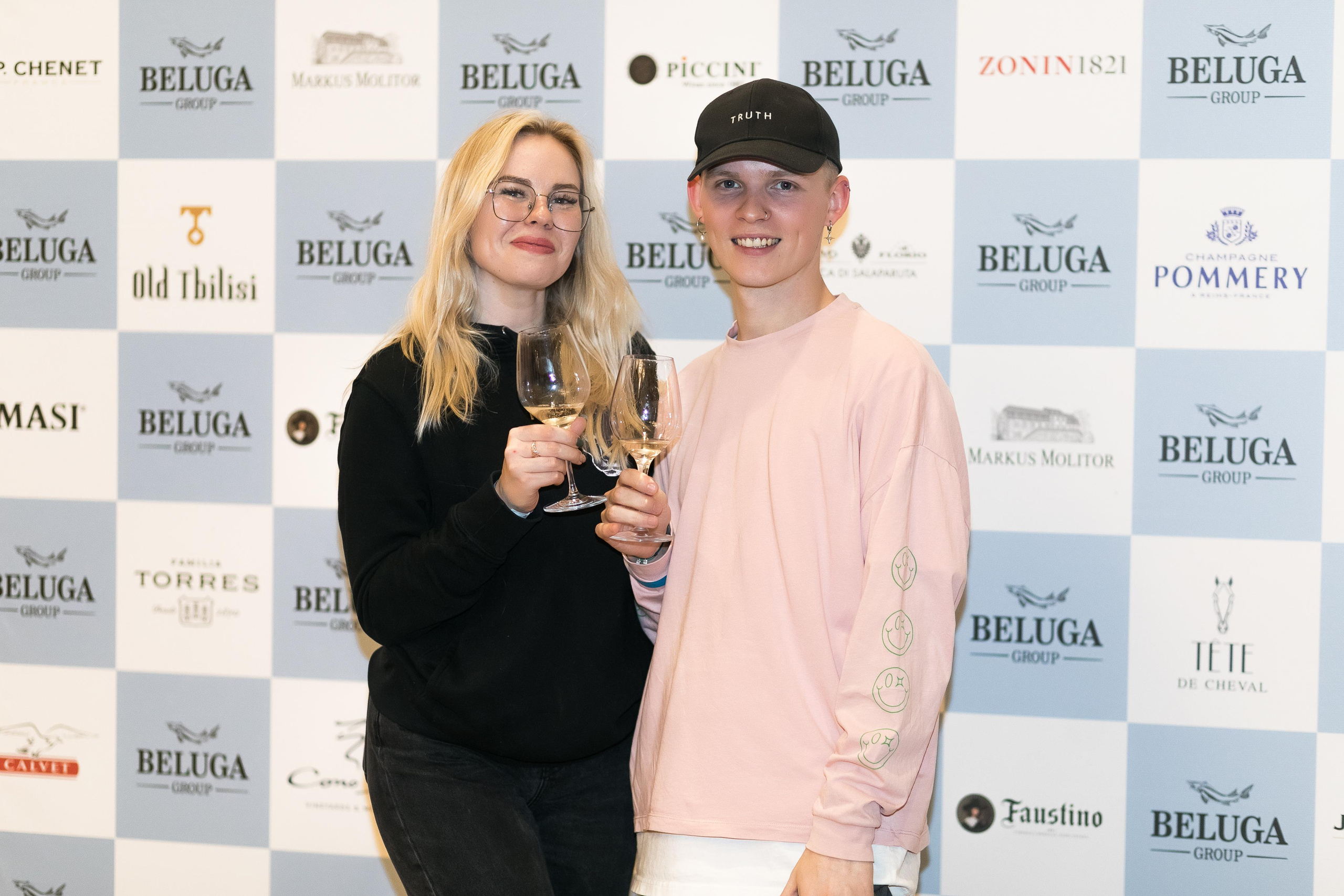 Репортажная фотосъемка дня рождения в ресторане, на теплоходе. Семейный и свадебный фотограф в Санкт-Петербурге Таша Семёнова