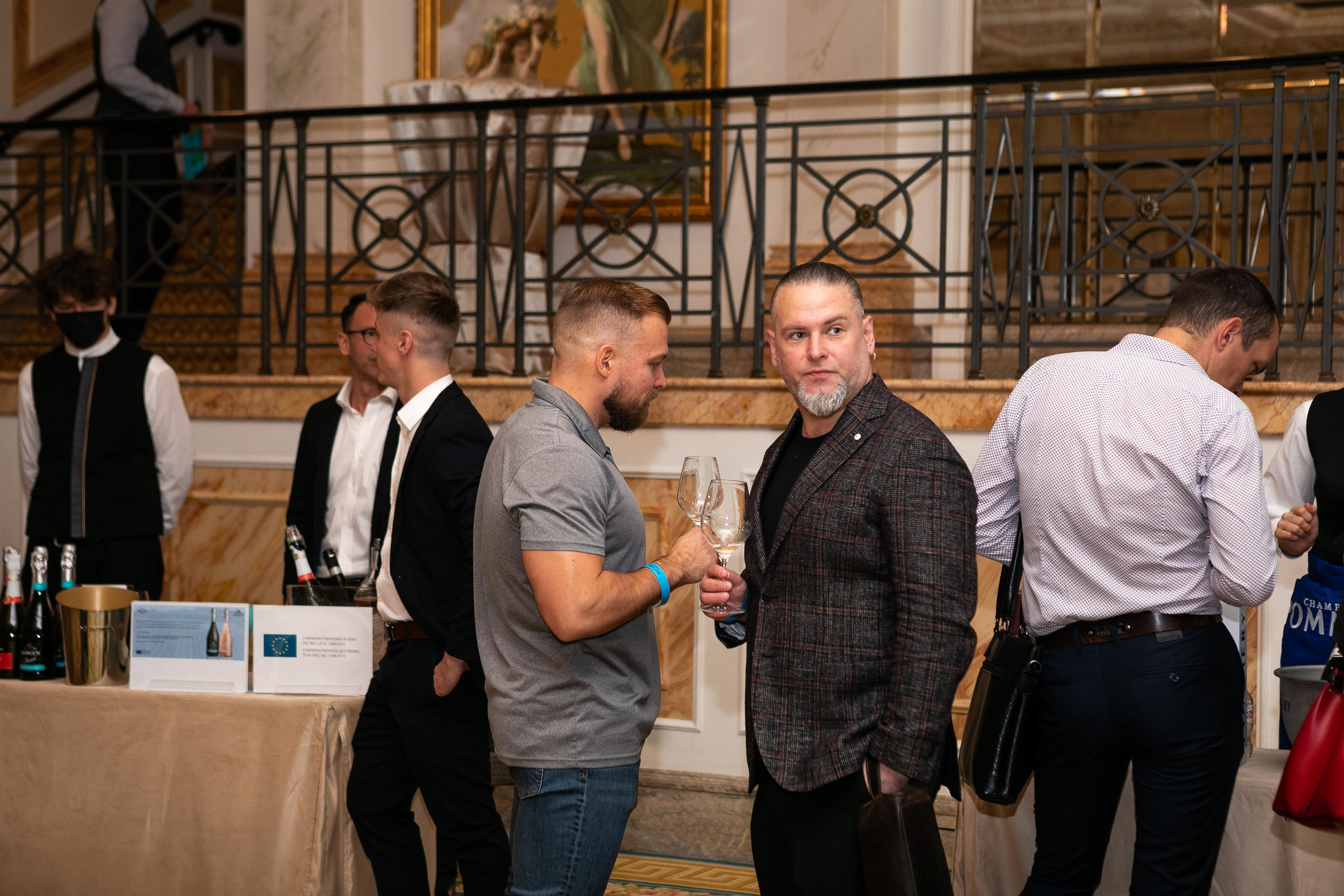 Репортажная фотосъемка дня рождения в ресторане, на теплоходе. Семейный и свадебный фотограф в Санкт-Петербурге Таша Семёнова