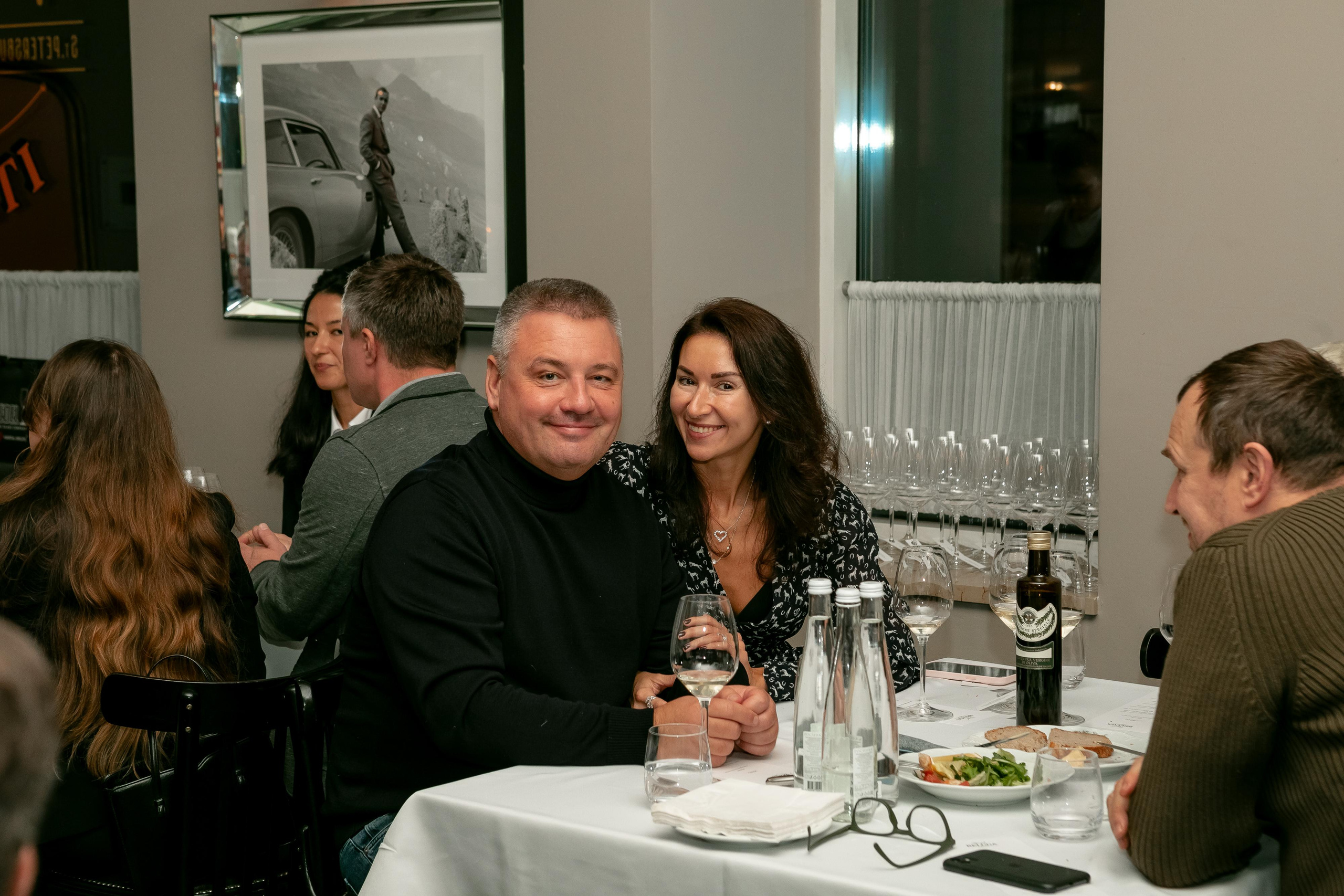 Репортажная фотосъемка дня рождения в ресторане, на теплоходе. Семейный и свадебный фотограф в Санкт-Петербурге Таша Семёнова