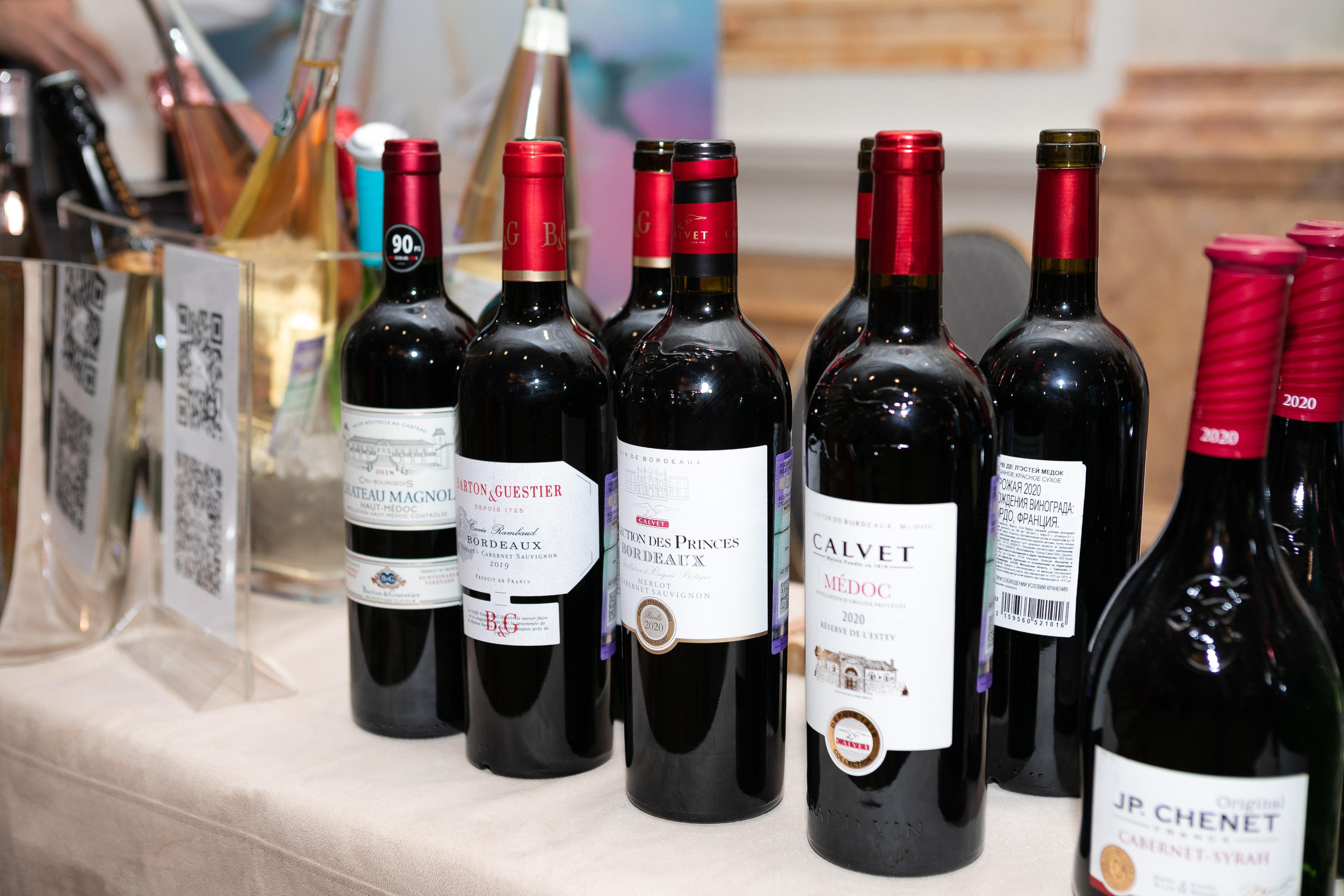 Репортажная фотосъемка дня рождения в ресторане, на теплоходе. Семейный и свадебный фотограф в Санкт-Петербурге Таша Семёнова