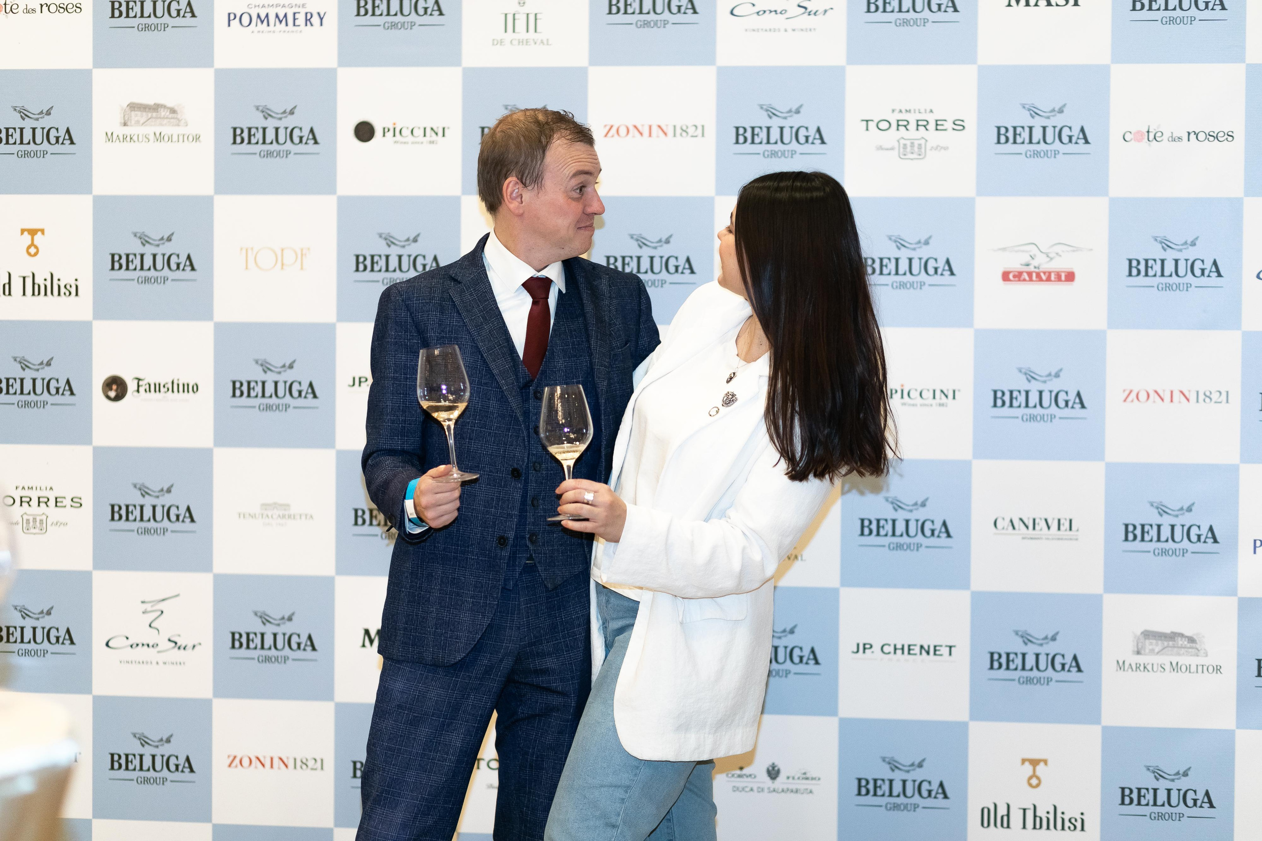 Репортажная фотосъемка дня рождения в ресторане, на теплоходе. Семейный и свадебный фотограф в Санкт-Петербурге Таша Семёнова