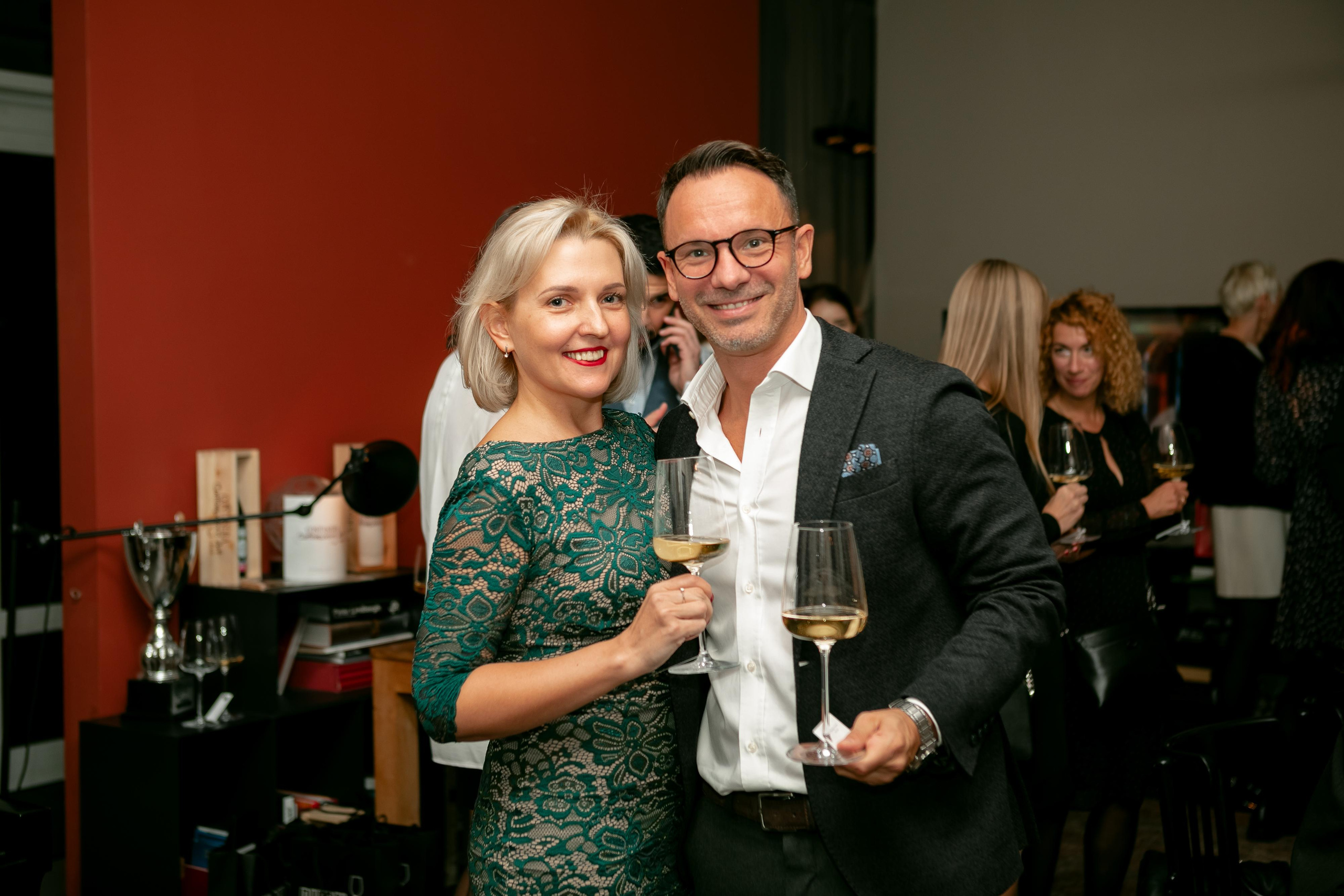 Репортажная фотосъемка дня рождения в ресторане, на теплоходе. Семейный и свадебный фотограф в Санкт-Петербурге Таша Семёнова