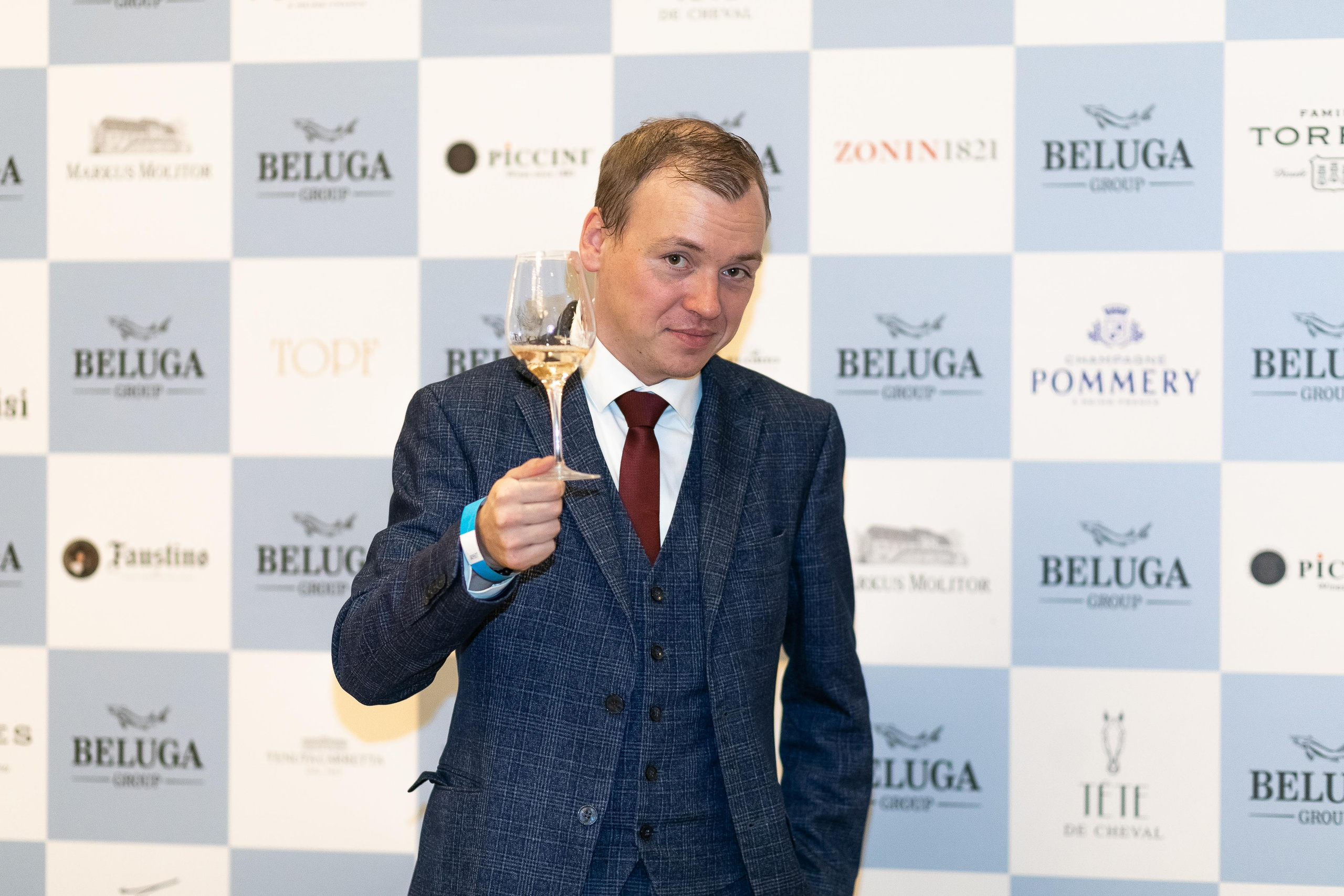 Репортажная фотосъемка дня рождения в ресторане, на теплоходе. Семейный и свадебный фотограф в Санкт-Петербурге Таша Семёнова