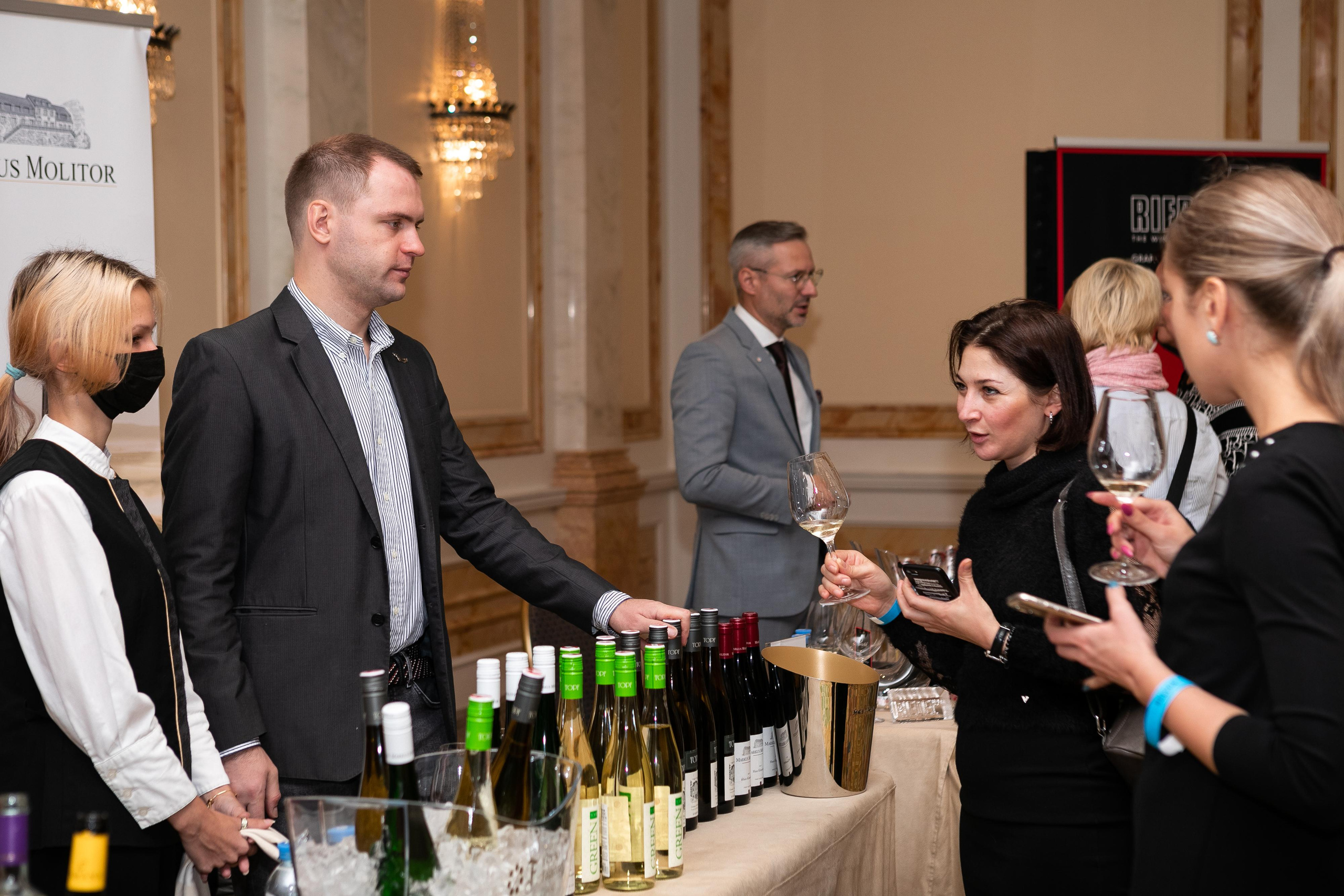 Репортажная фотосъемка дня рождения в ресторане, на теплоходе. Семейный и свадебный фотограф в Санкт-Петербурге Таша Семёнова