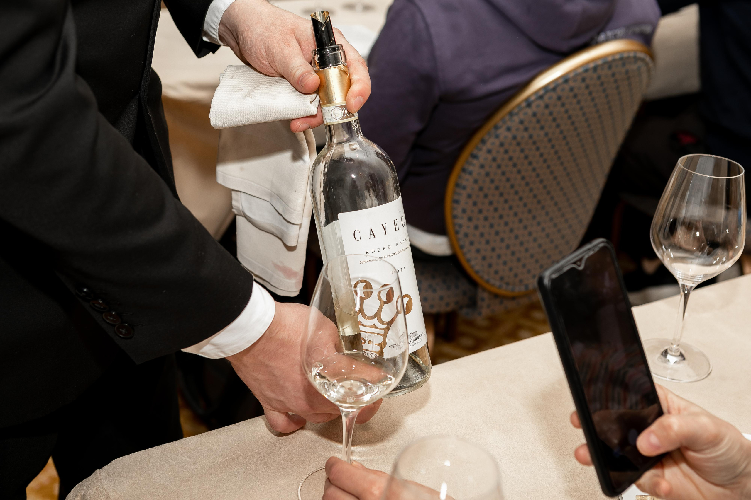 Репортажная фотосъемка дня рождения в ресторане, на теплоходе. Семейный и свадебный фотограф в Санкт-Петербурге Таша Семёнова