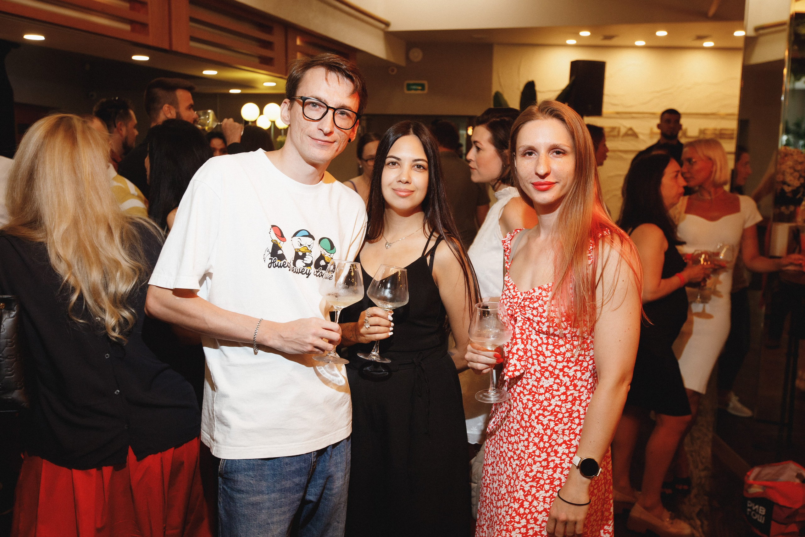 ФЕСТИВАЛЬ РОССИЙСКОГО ВИНА. СВОИ. ФОТООТЧЕТЫ-СОБЫТИЯ-МЕСТА