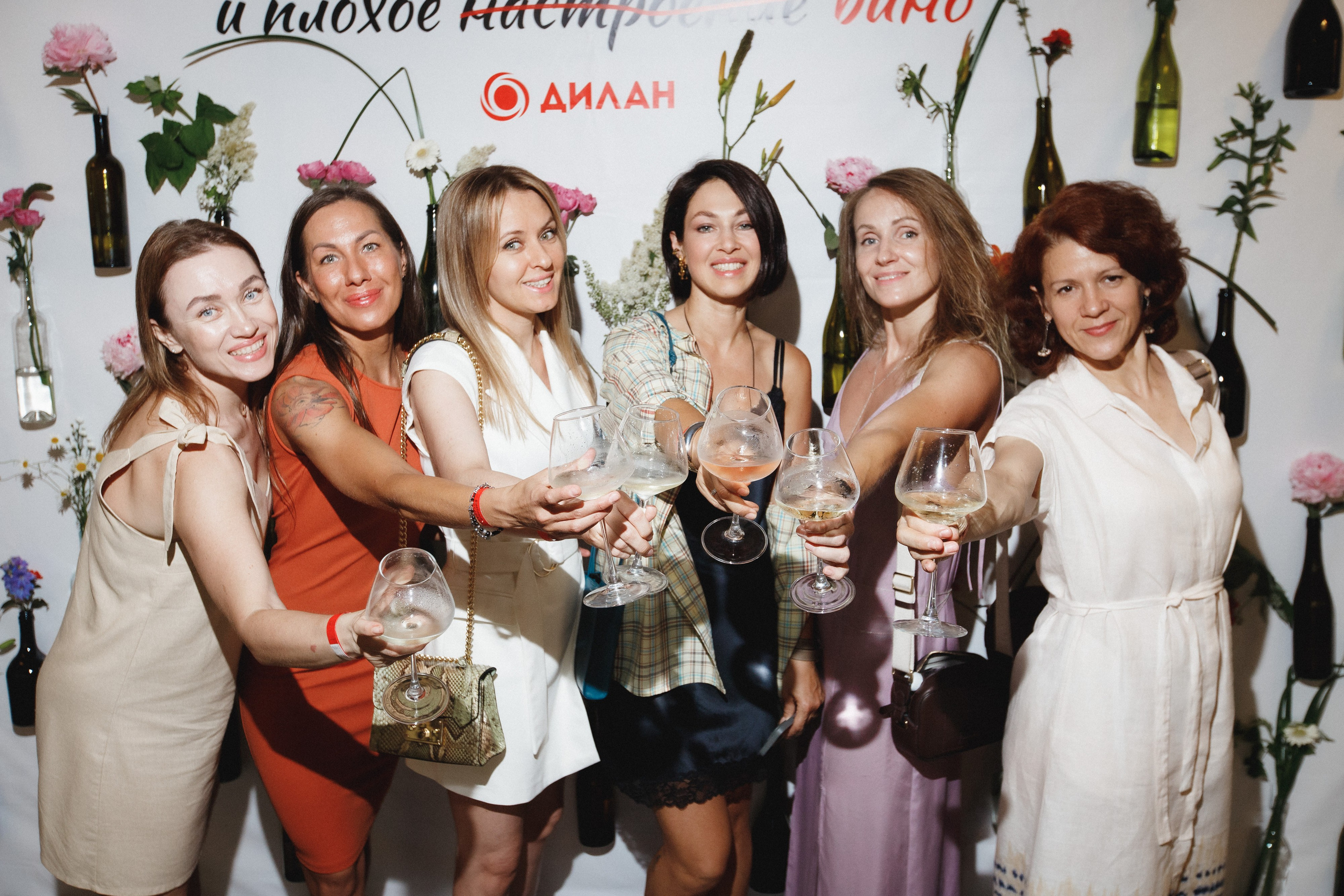 ФЕСТИВАЛЬ РОССИЙСКОГО ВИНА. СВОИ. ФОТООТЧЕТЫ-СОБЫТИЯ-МЕСТА