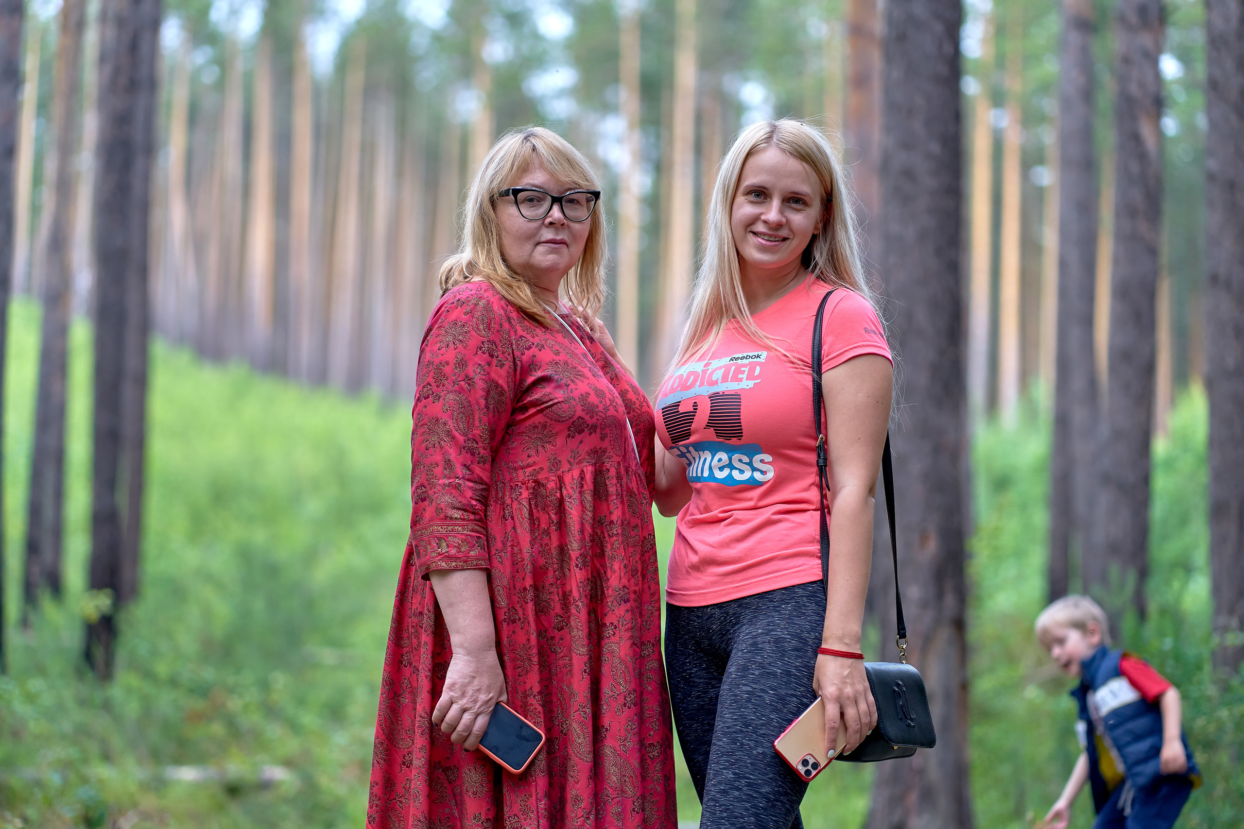 Мартьяновы старшие у Чертова Городища. Семейный фотограф. Путешествующий фотограф в Екатеринбурге Евгений Вор