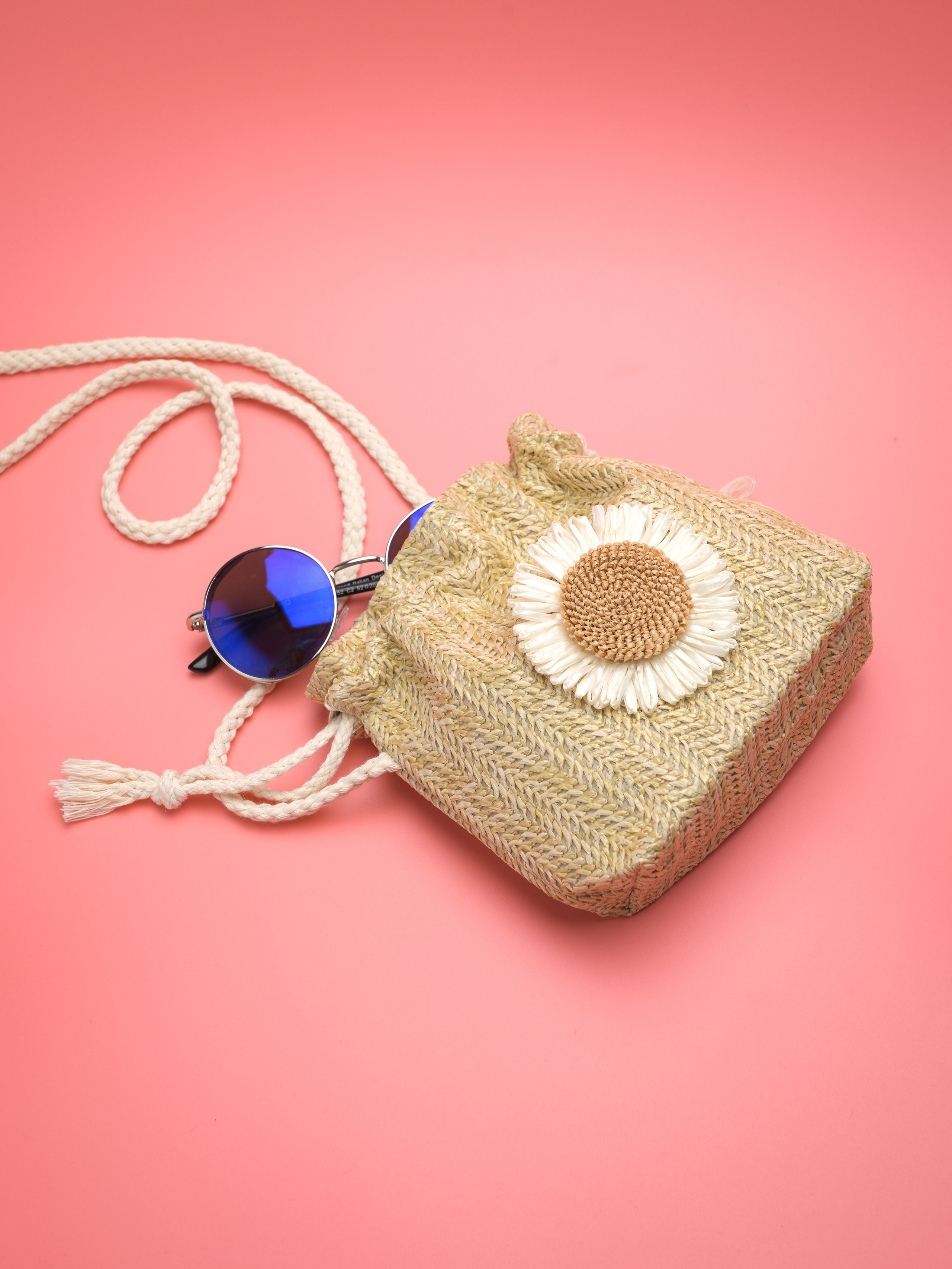 Предметная съёмка на фоне — Marketzone production