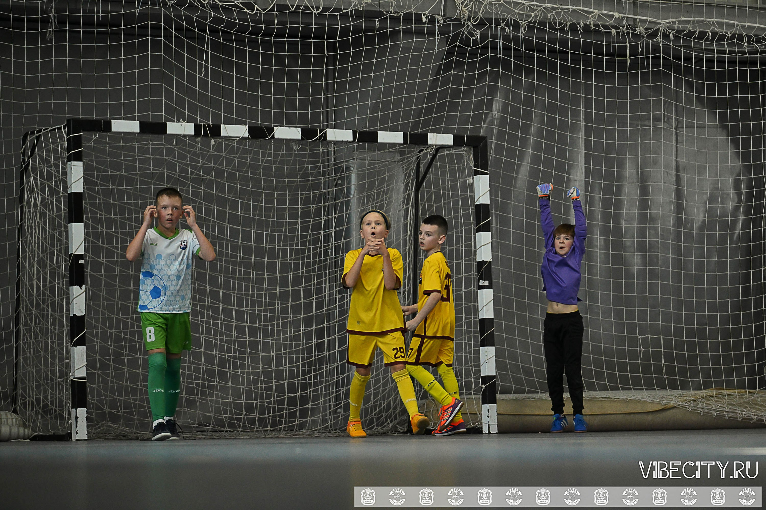 БАЛТИЙСКАЯ ЛИГА ПО ФУТЗАЛУ U10. VIBECITY.RU Вайб Сити Ру Фоторепортажи Фотоотчеты Калининград