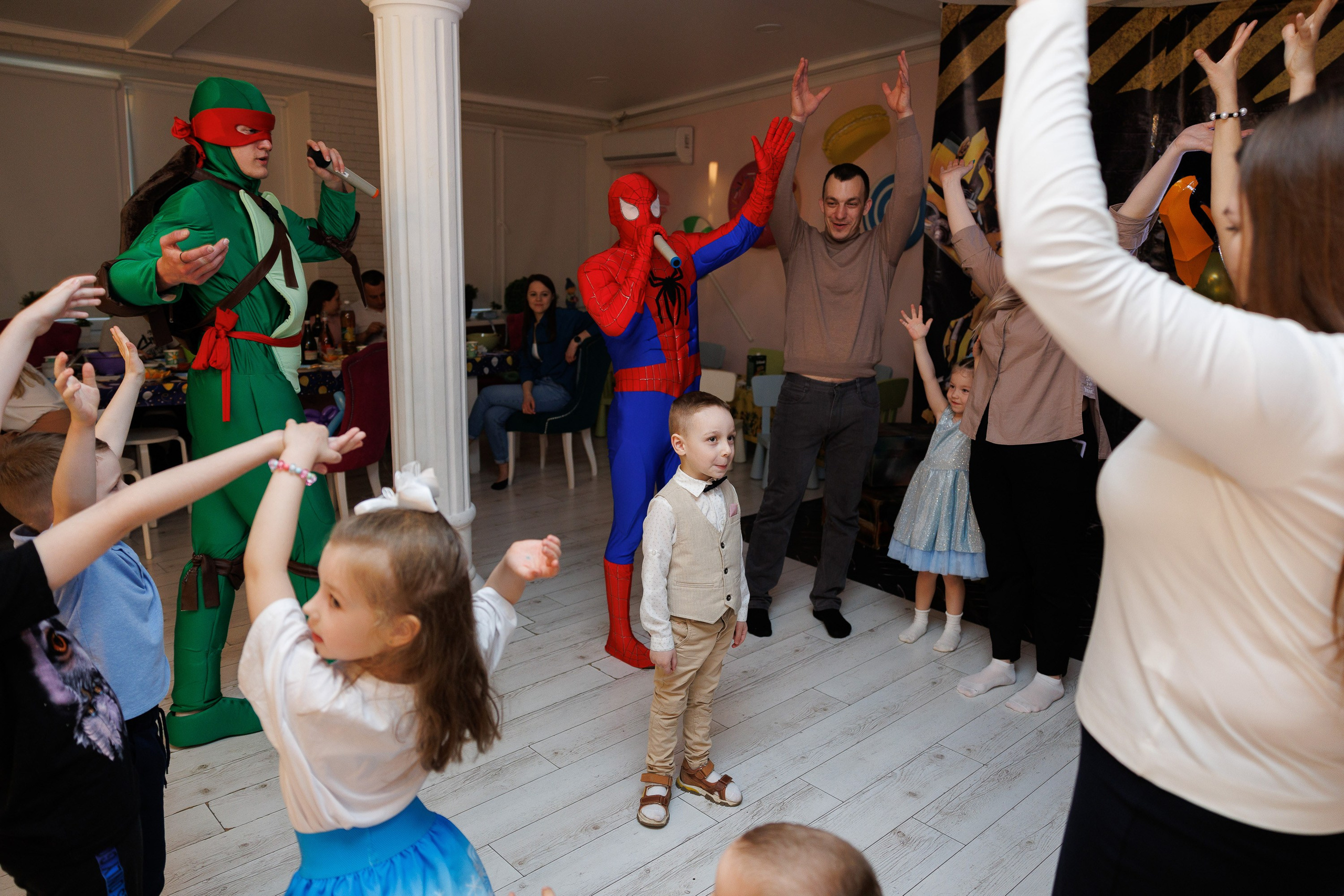 Детский день рождения в студии «Ромашка» в Оренбурге — Трансформеры