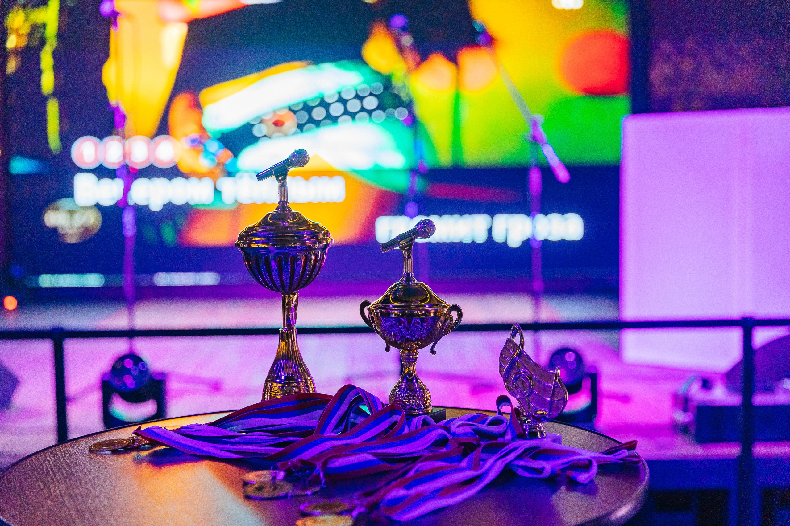 Конкурс караоке в RizzW. Фотограф Москва, Балашиха, МО. Свадьбы, репортажи, контент, портреты