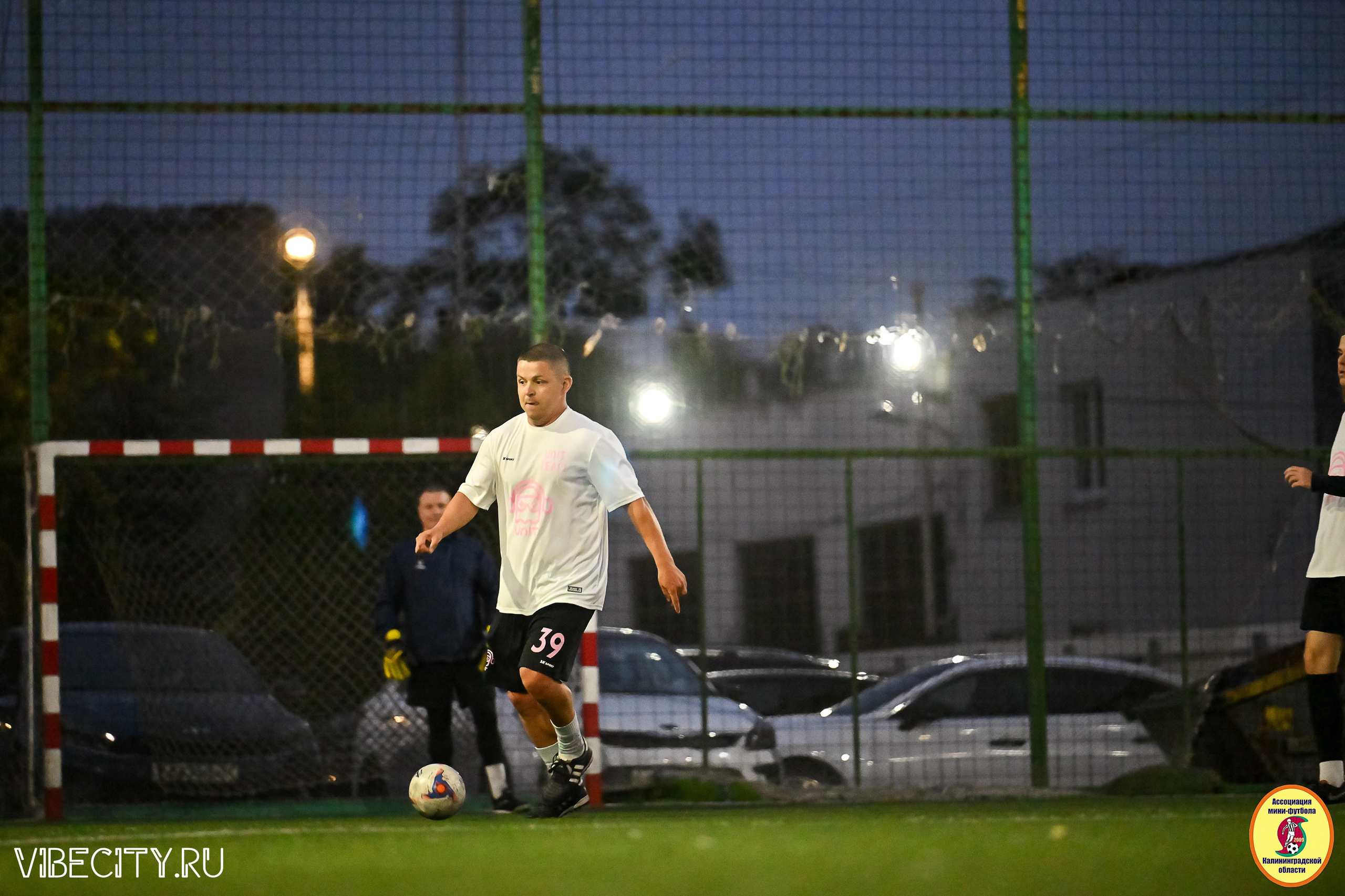 ИГРЫ МИНИ-ФУТБОЛЬНОЙ И КОРПОРАТИВНОЙ ЛИГИ. VIBECITY.RU Вайб Сити Ру Фоторепортажи Фотоотчеты Калининград