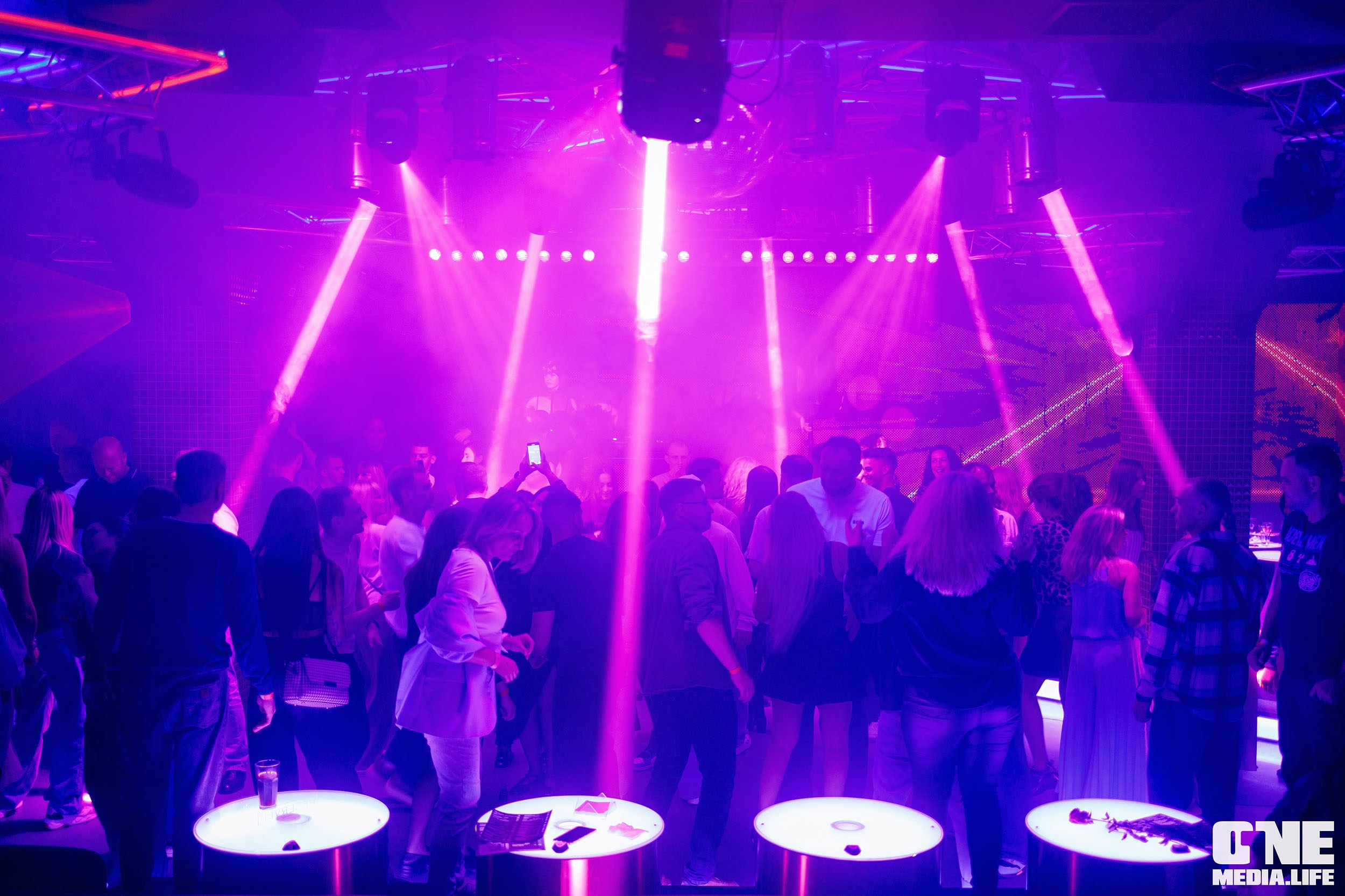 Фоторепортаж из РК Планета. One Media Life: фоторепортажи, фотоотчеты с мероприятий и заведений