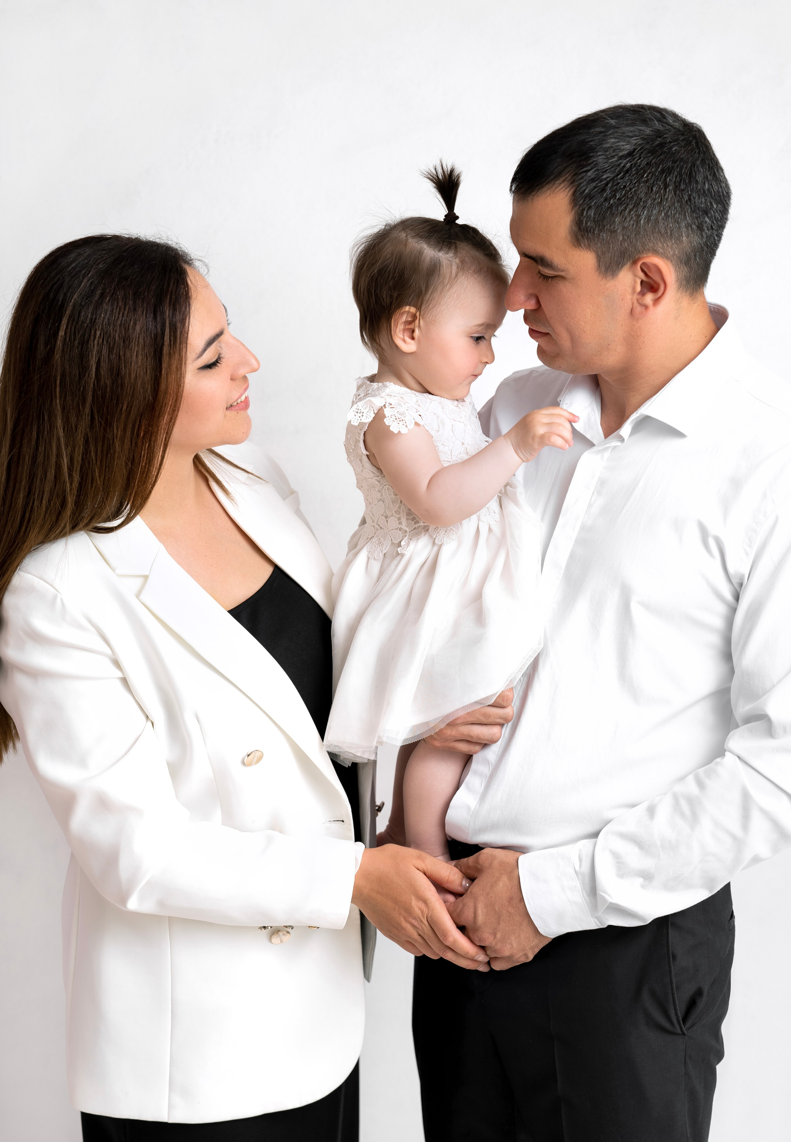 Фотосессия ГОДОВАСИЕ. Фотограф новорожденных, детей до года и беременных в Симферополе