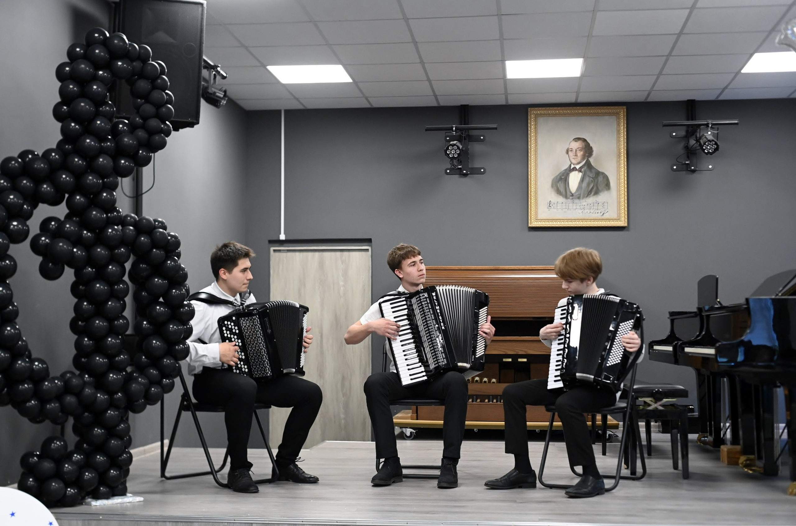 Выпускной в музыкальной школе им. Алябьева. Свадебный и семейный фотограф в Москве Ирина Гончарова