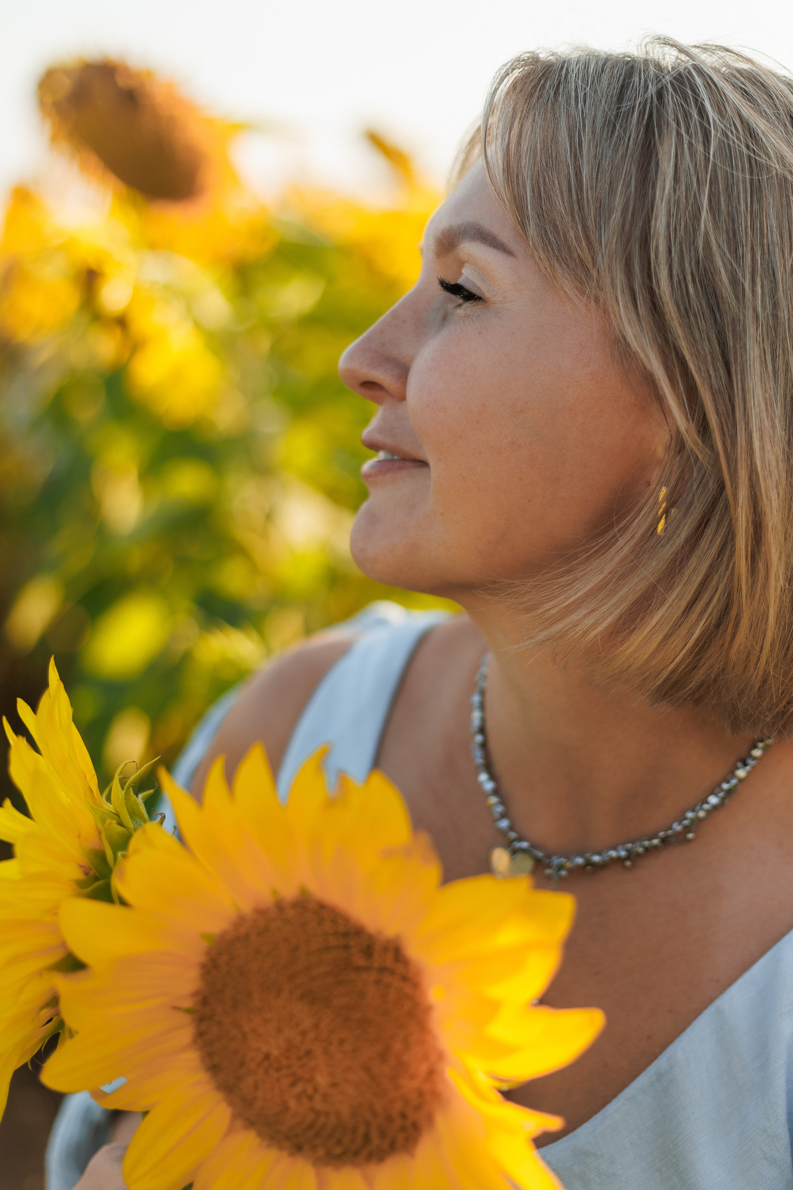 В поле подсолнухов. Семейный фотограф г. Тюмень