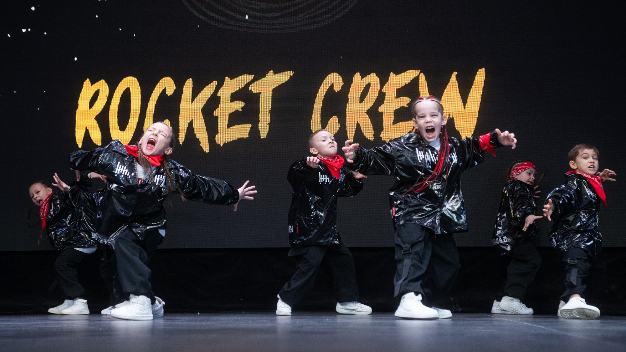 ИДИ ТАНЦУЙ. Репортажный фотограф в Казани Павел Серпокрылов