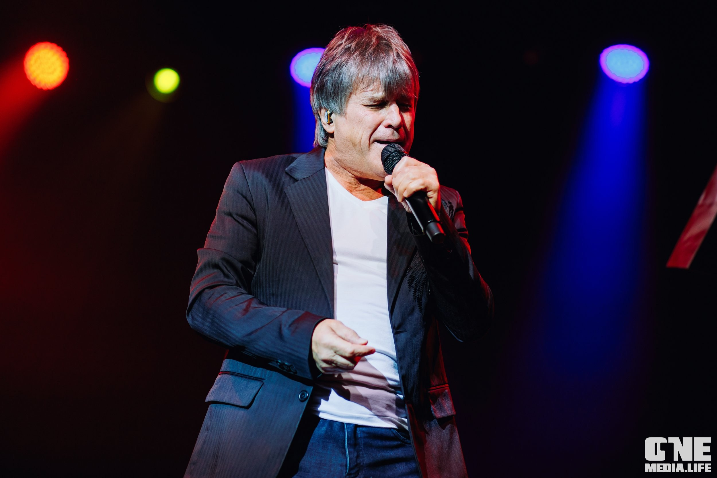 Фоторепортаж из театра эстрады Янтарь-холл. One Media Life: фоторепортажи, фотоотчеты с мероприятий и заведений