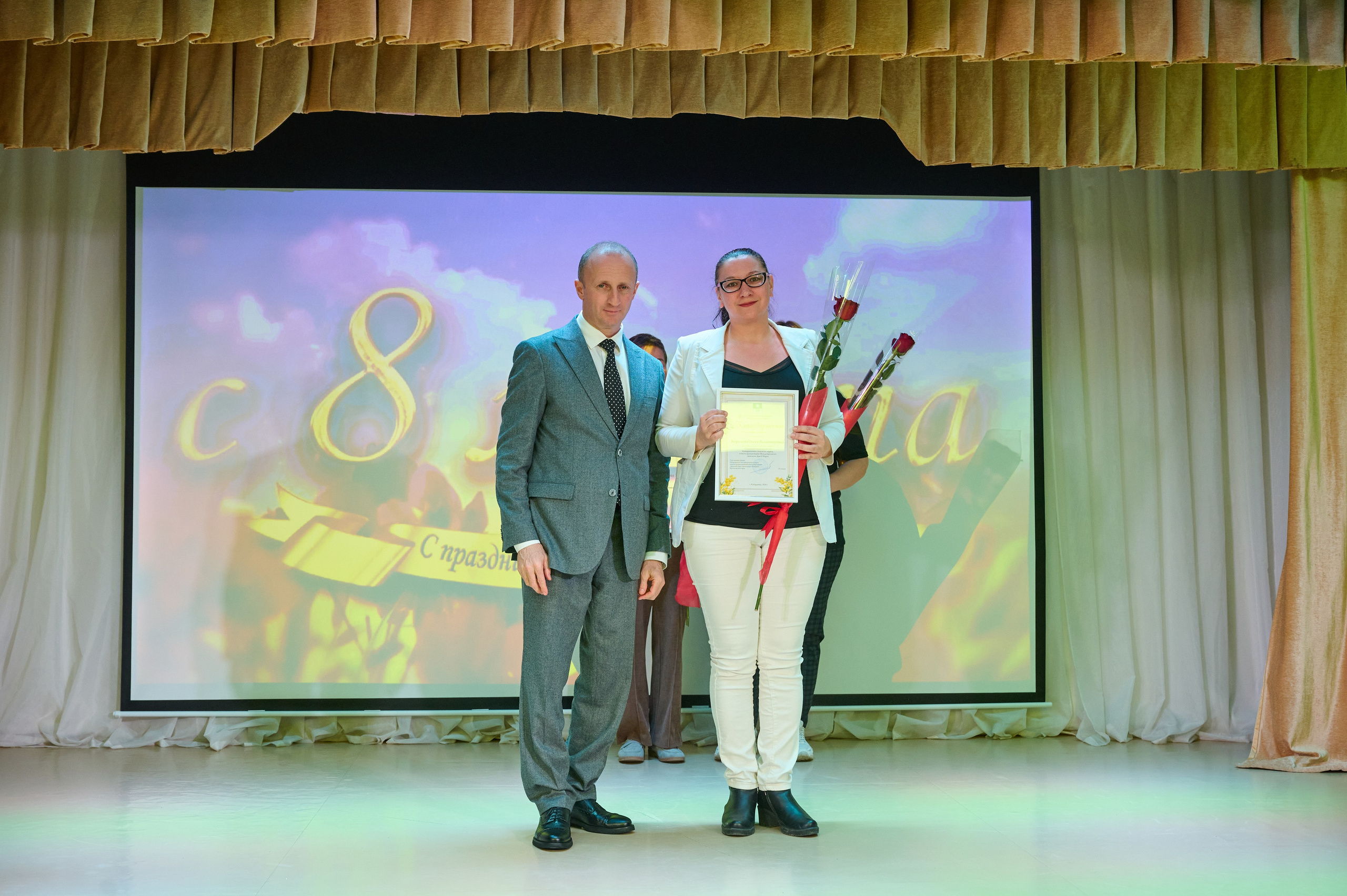 8 марта в Виноградном. Жизнь курорта Кабардинка в фотографиях