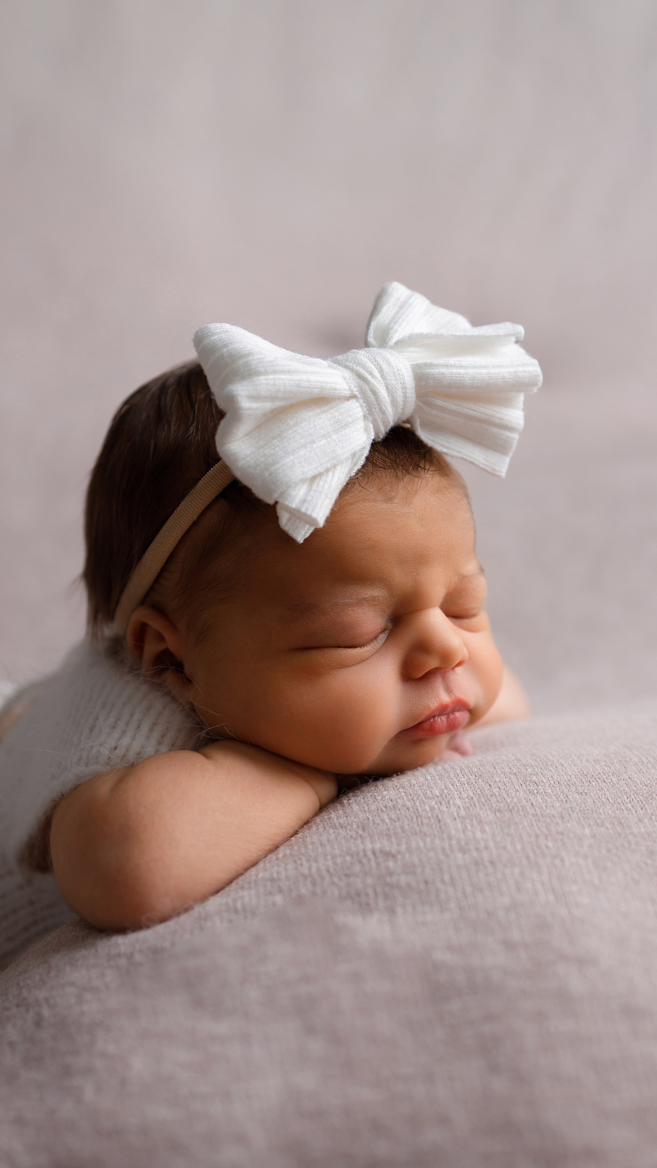 Ньюборн. Яна Кром Фотограф ньюборн в Москве