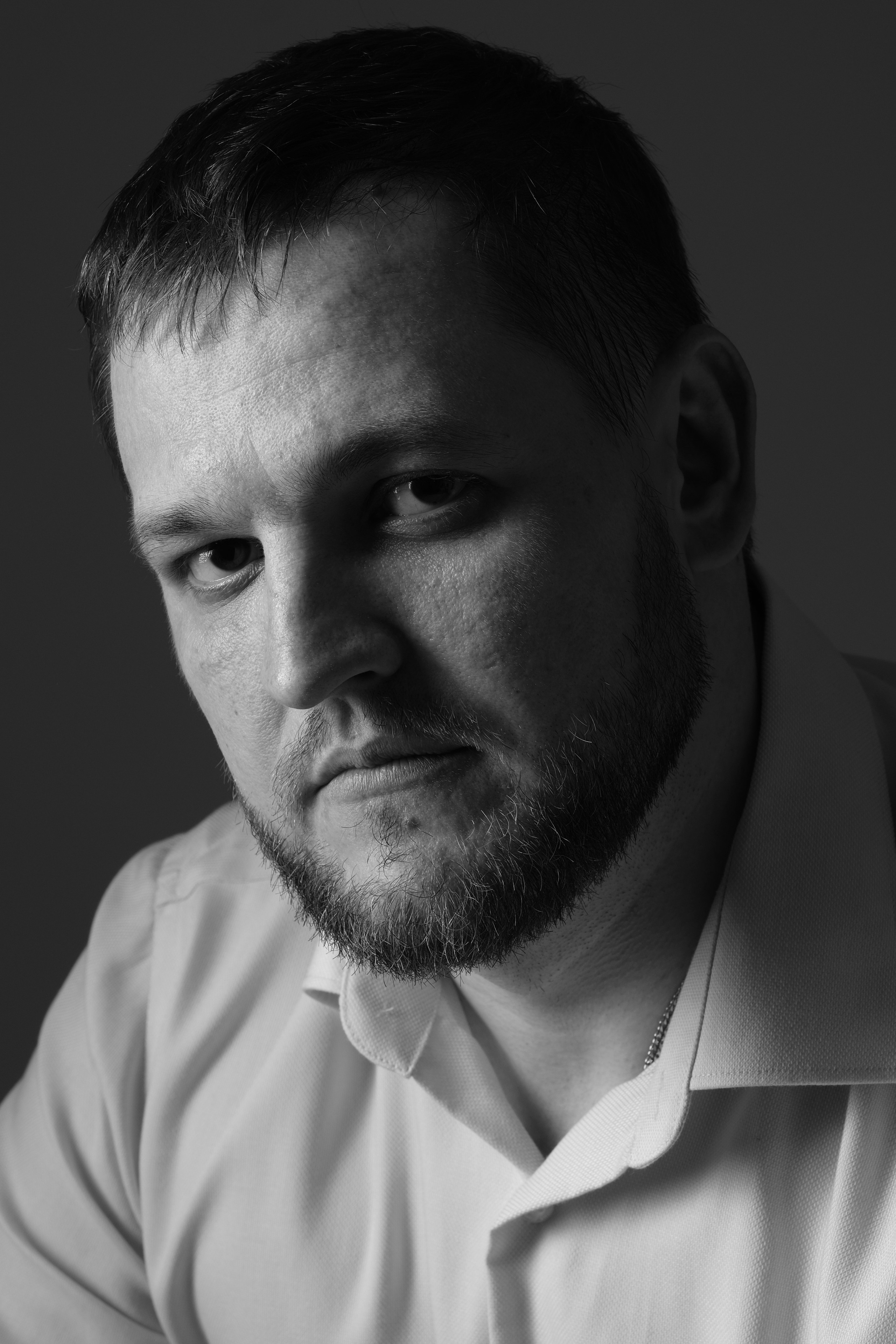 Портретный фотограф в Москве Александр Денисов