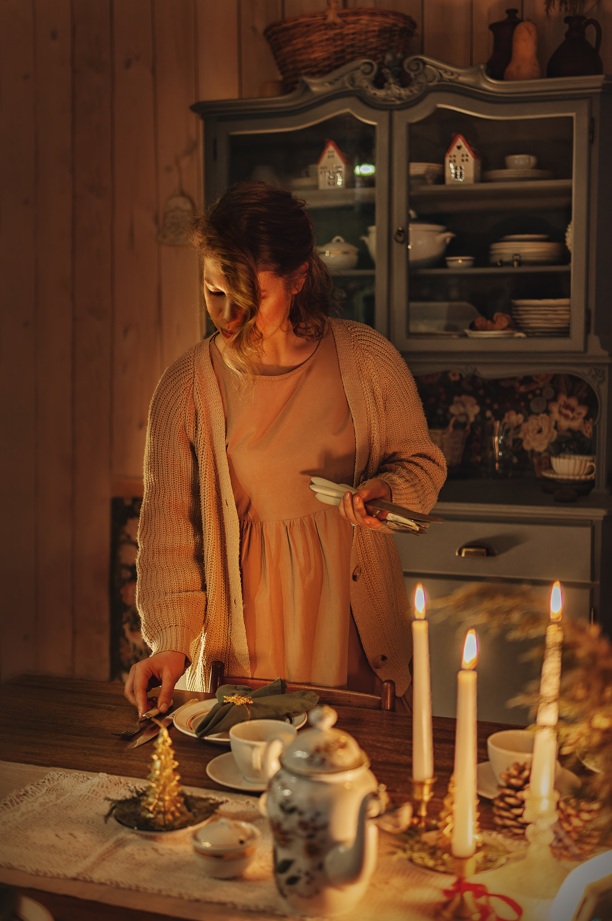 Домашняя фотосессия — сервировка стола к семейному ужину