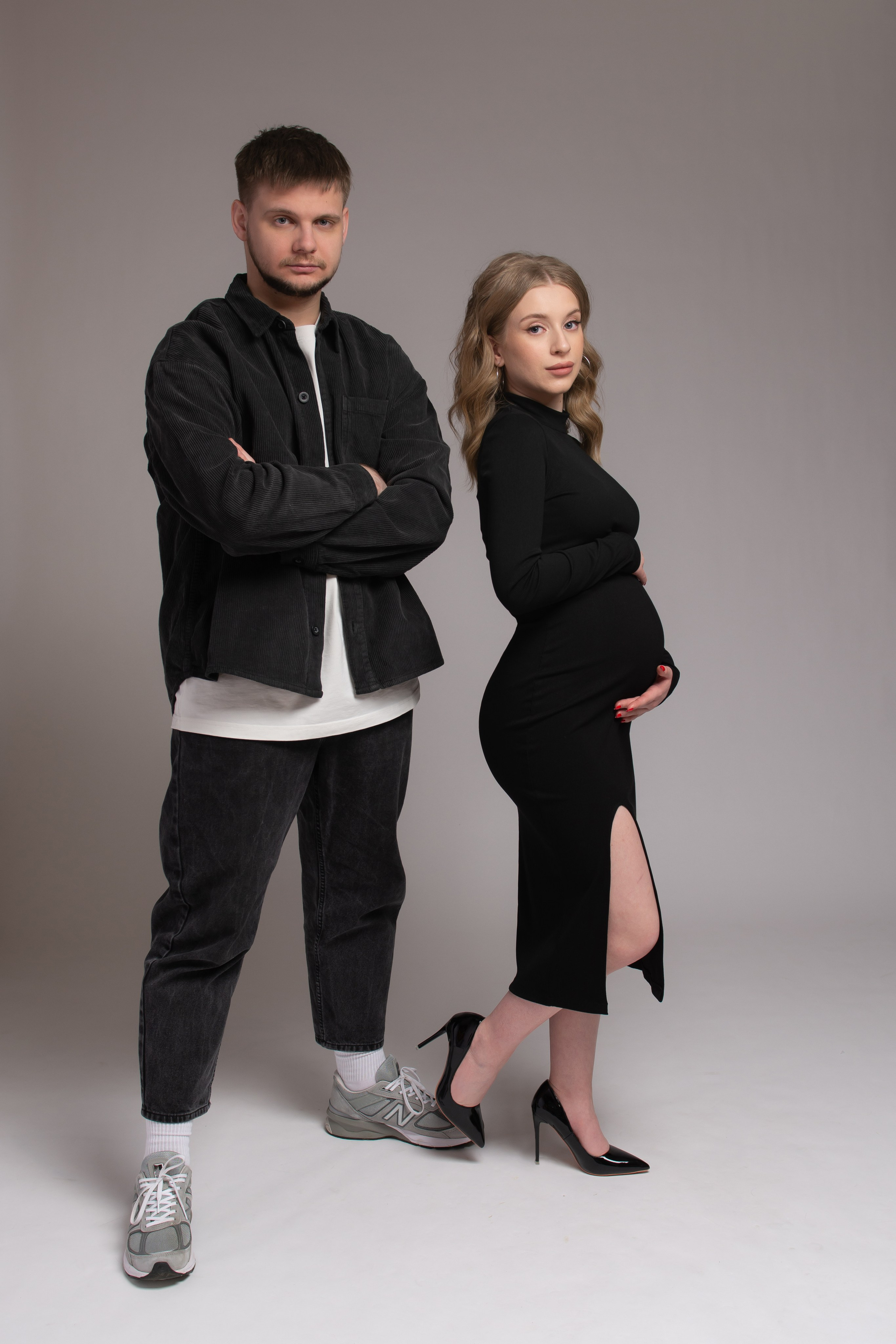 Виктория и Александр. Съемка в стиле минимализма в студии на 15 парковой улице. Фотосессия беременности — Крылова Натали — Москва