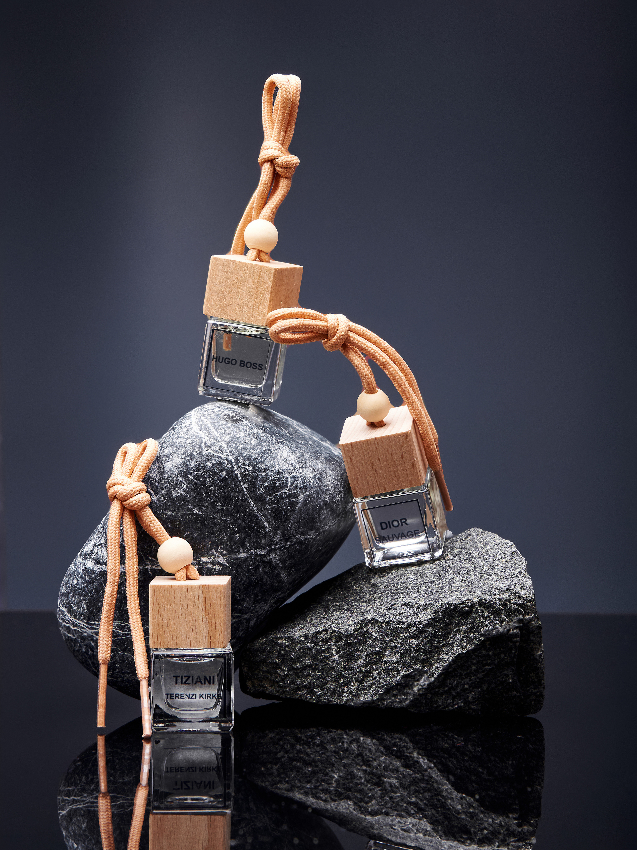 Съемка автомобильных ароматизаторов. Контент фотограф для бизнеса и маркет-плейсов