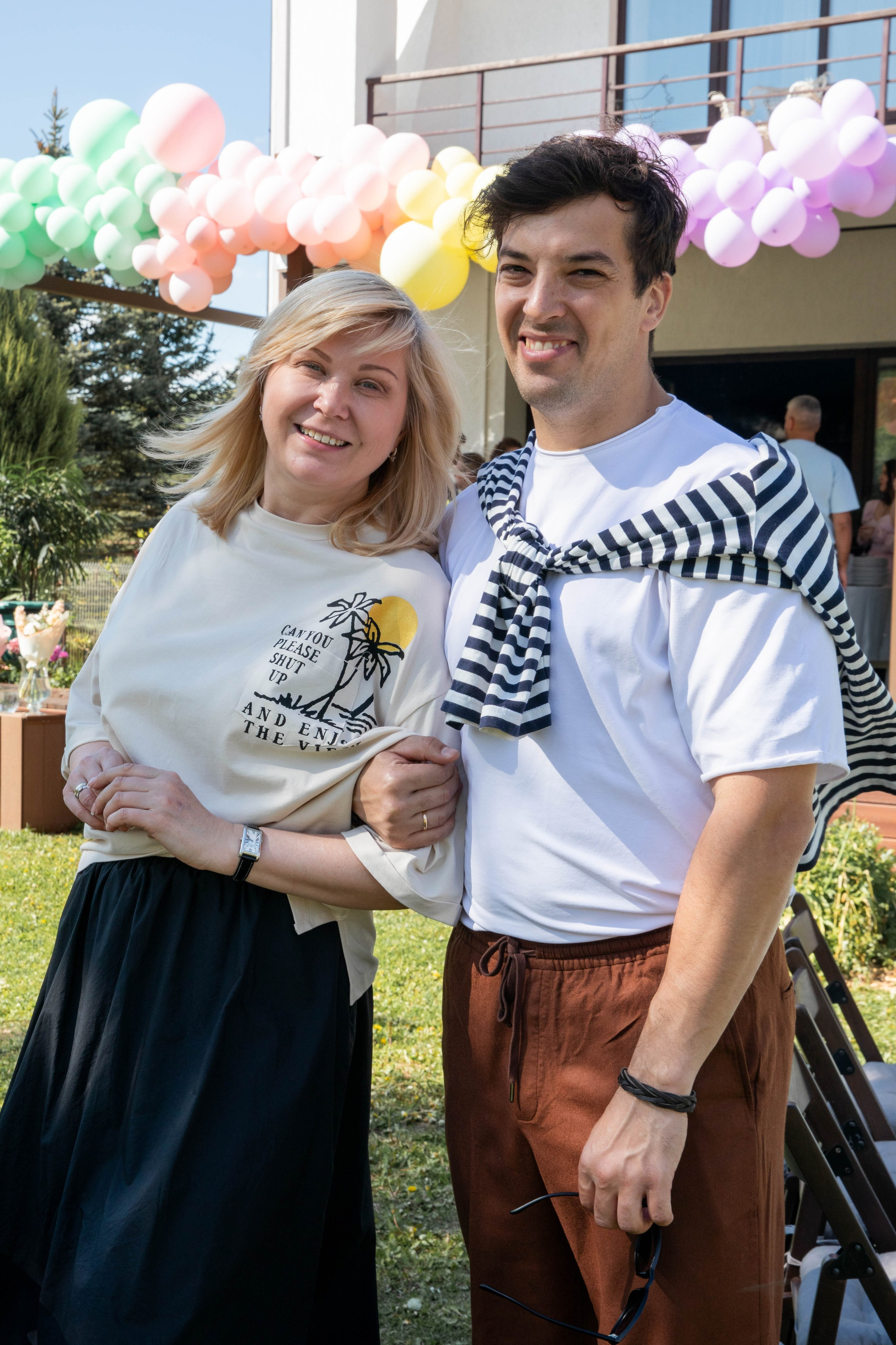 Аренда загородного дома для свадьбы или отдыха по Ярославскому шоссе. Банкетный зал Веранда в Якушево у озера для свадеб, юбилеев, корпоративов. Официальный сайт