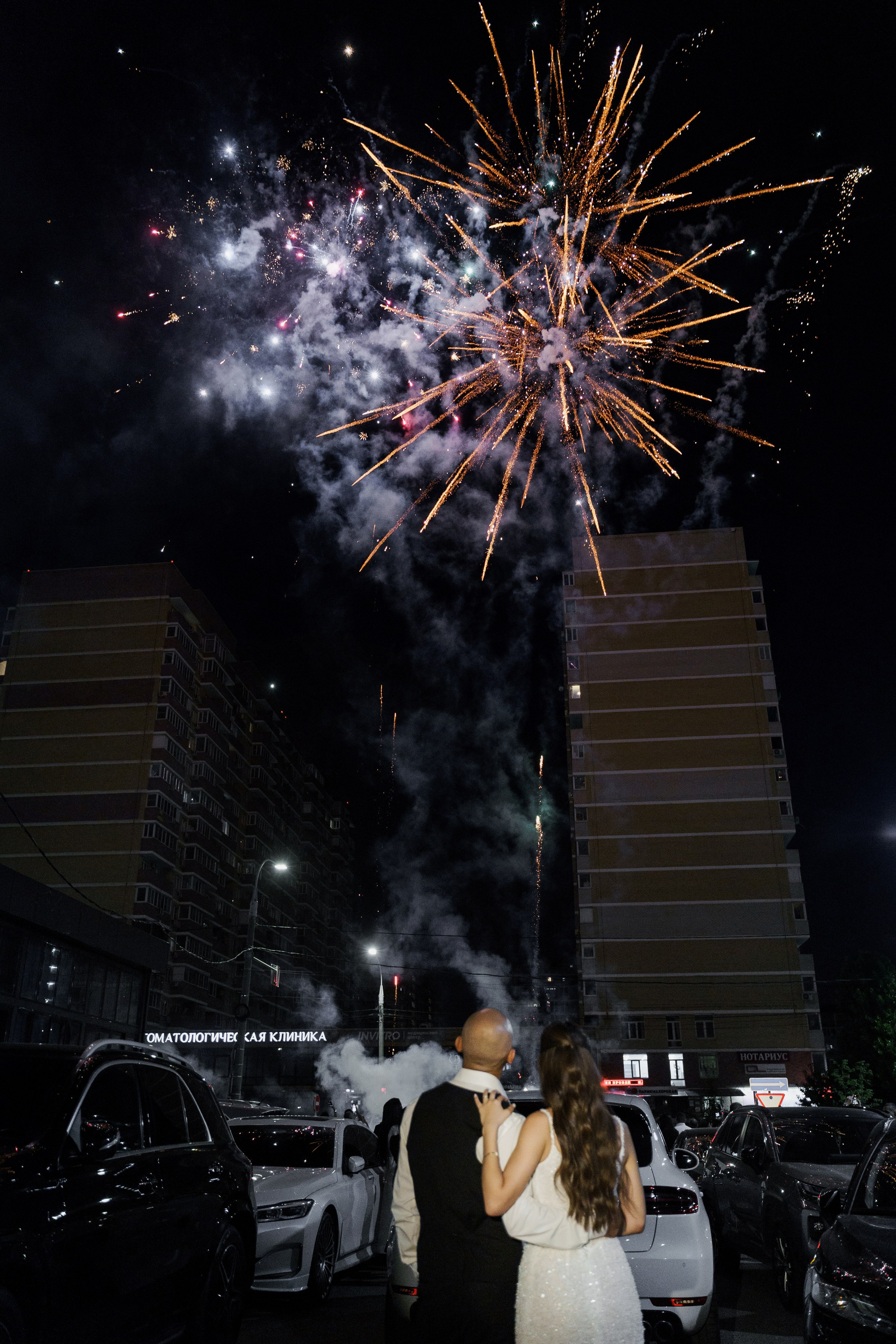 Сватовство в Краснодаре от лучших свадебных фотографов и операторов ТВИНС СТУДИО. ТВИНС СТУДИО — лучшие свадебные фотографы и видеографы в Краснодаре