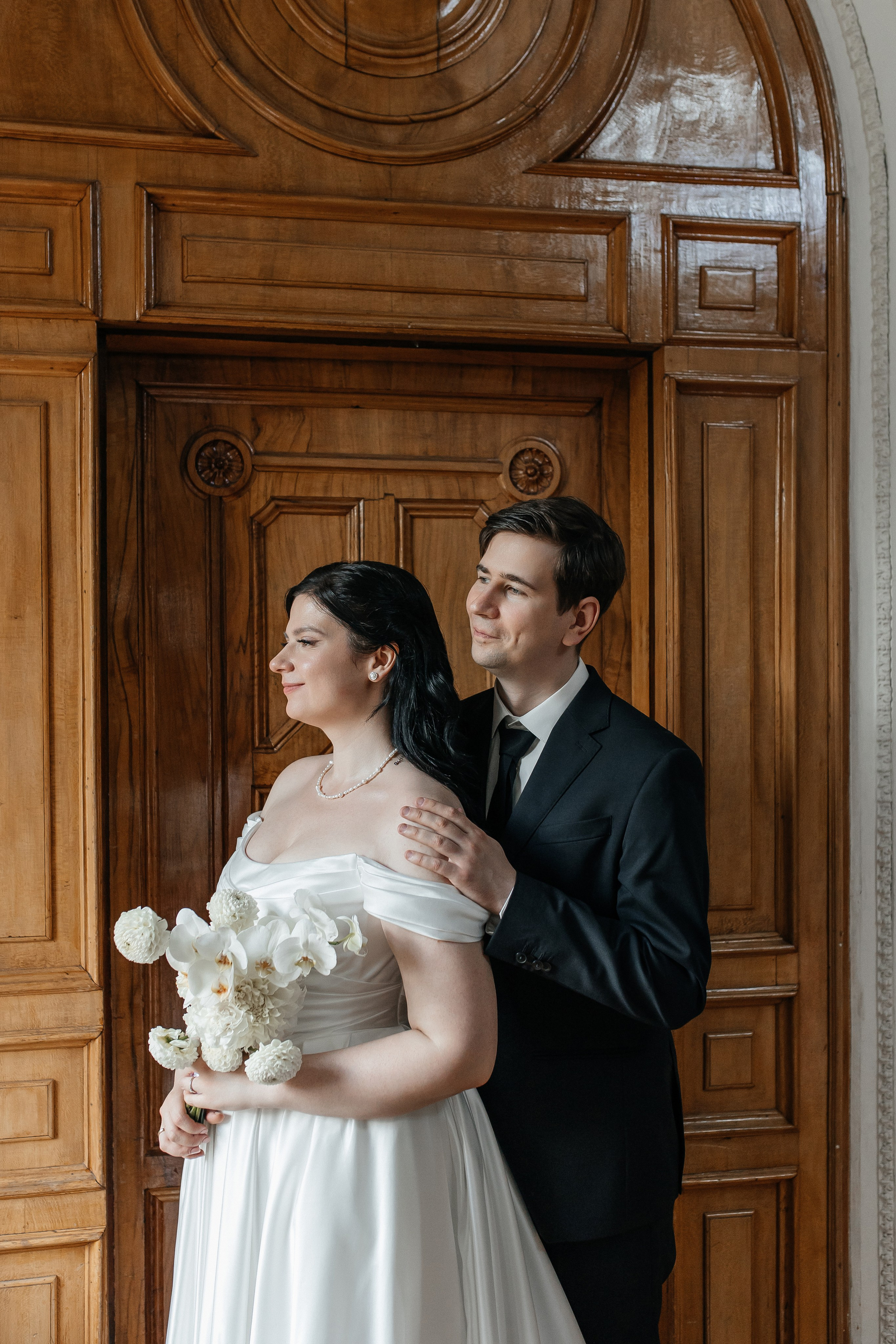 Регистрация брака в библиотеке читальне пушкина. Свадебный фотограф в Москве Дарья Олендарёва