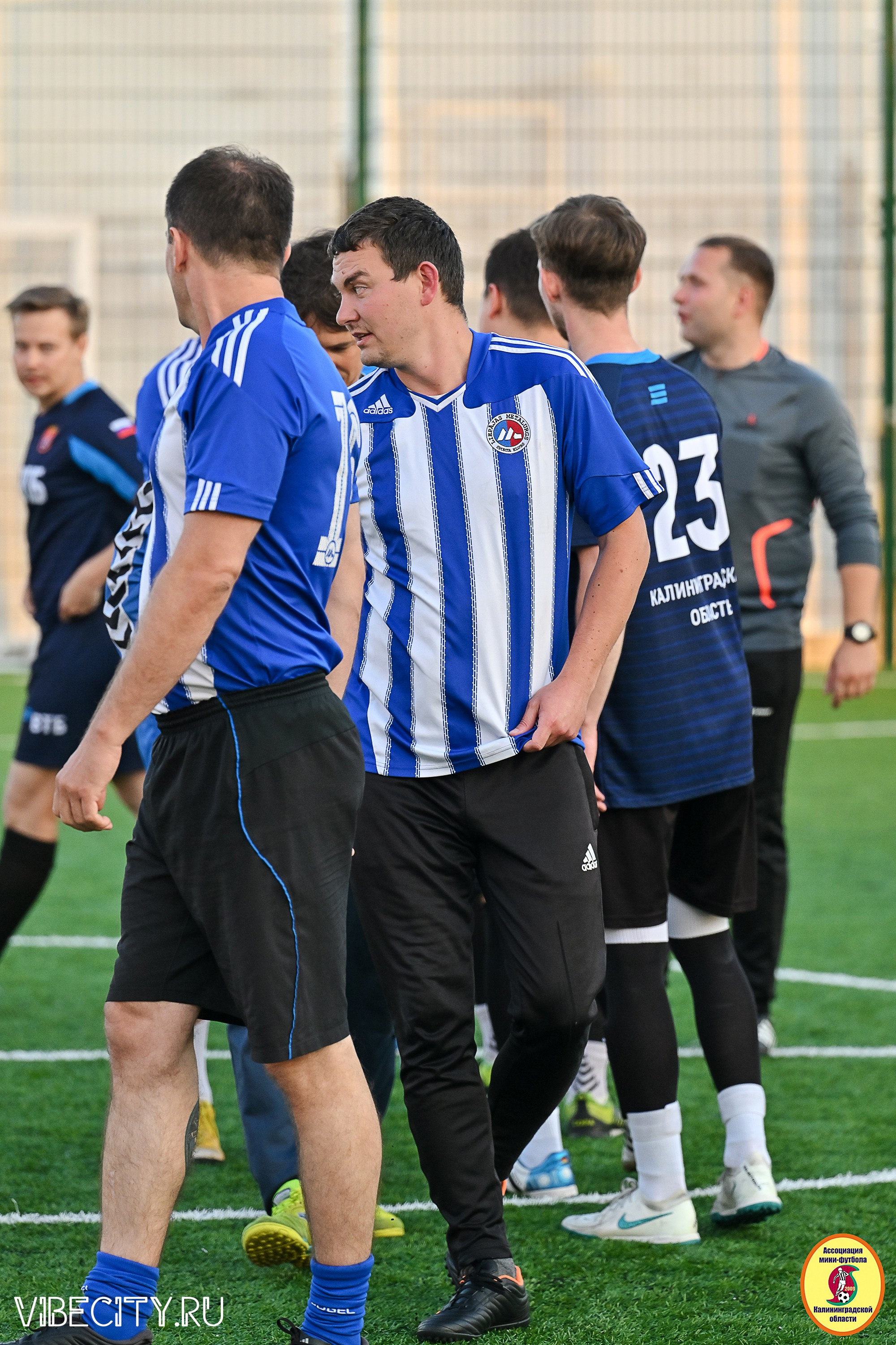 ИГРЫ МИНИ-ФУТБОЛЬНОЙ И КОРПОРАТИВНОЙ ЛИГИ. VIBECITY.RU Вайб Сити Ру Фоторепортажи Фотоотчеты Калининград