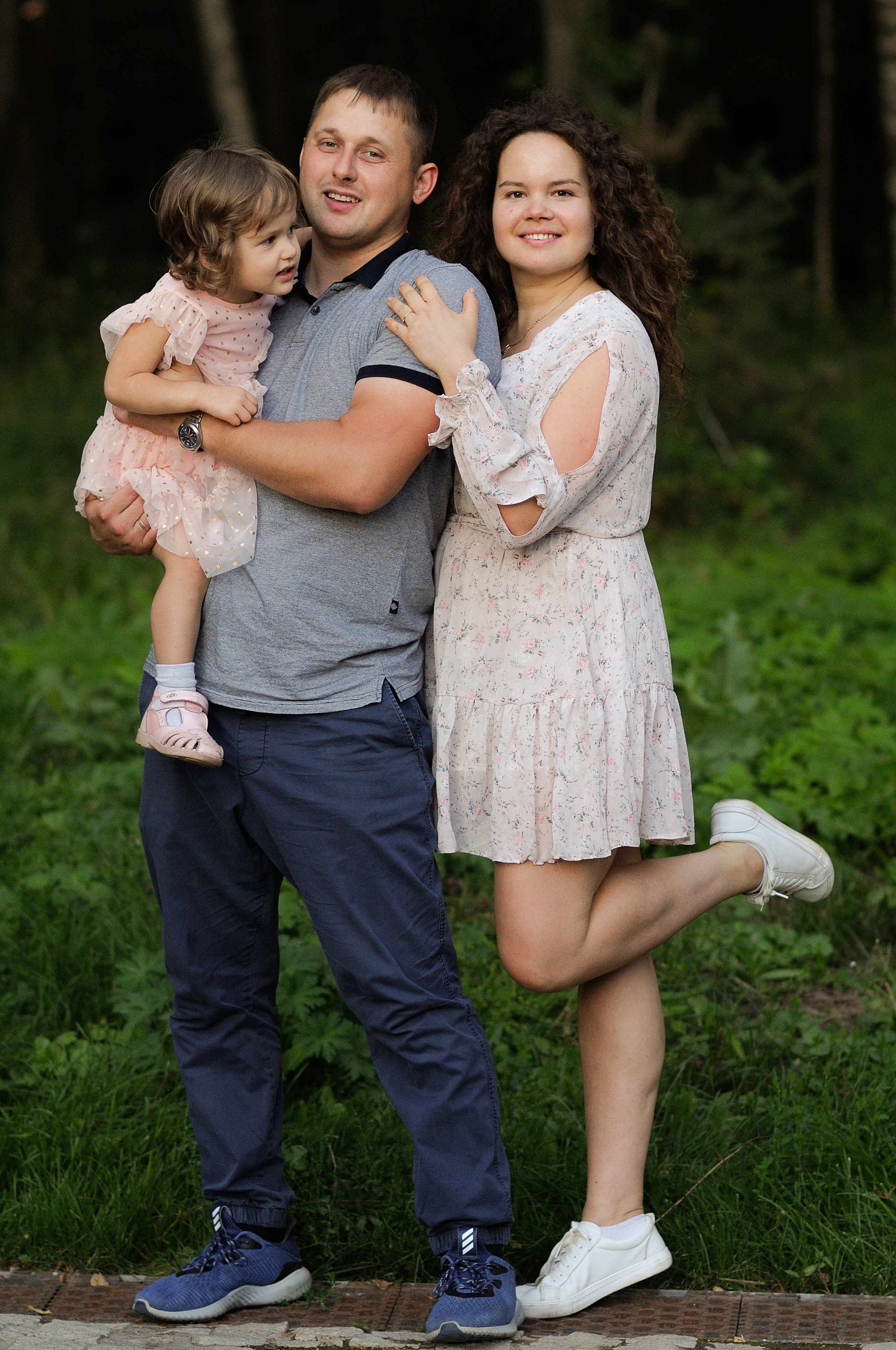 Папа мама и ребенок