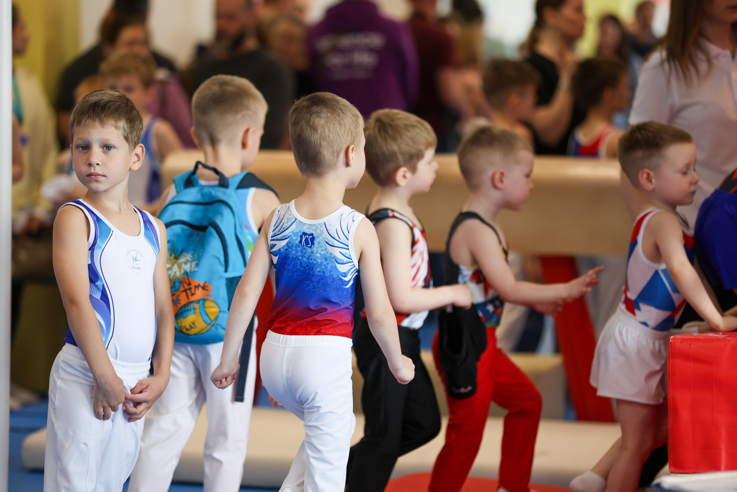 Спортивная гимнастика в школе Турнен. Фотограф в Москве портреты | репортажи | спорт