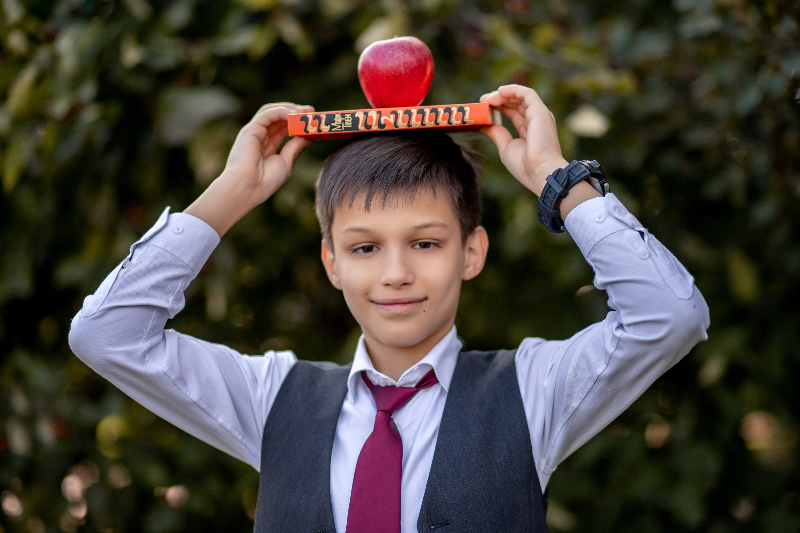 Подготовка к осеннему фотопроекту на улице для начальных классов. Выпускные альбомы в Мытищи Москве и Московской области