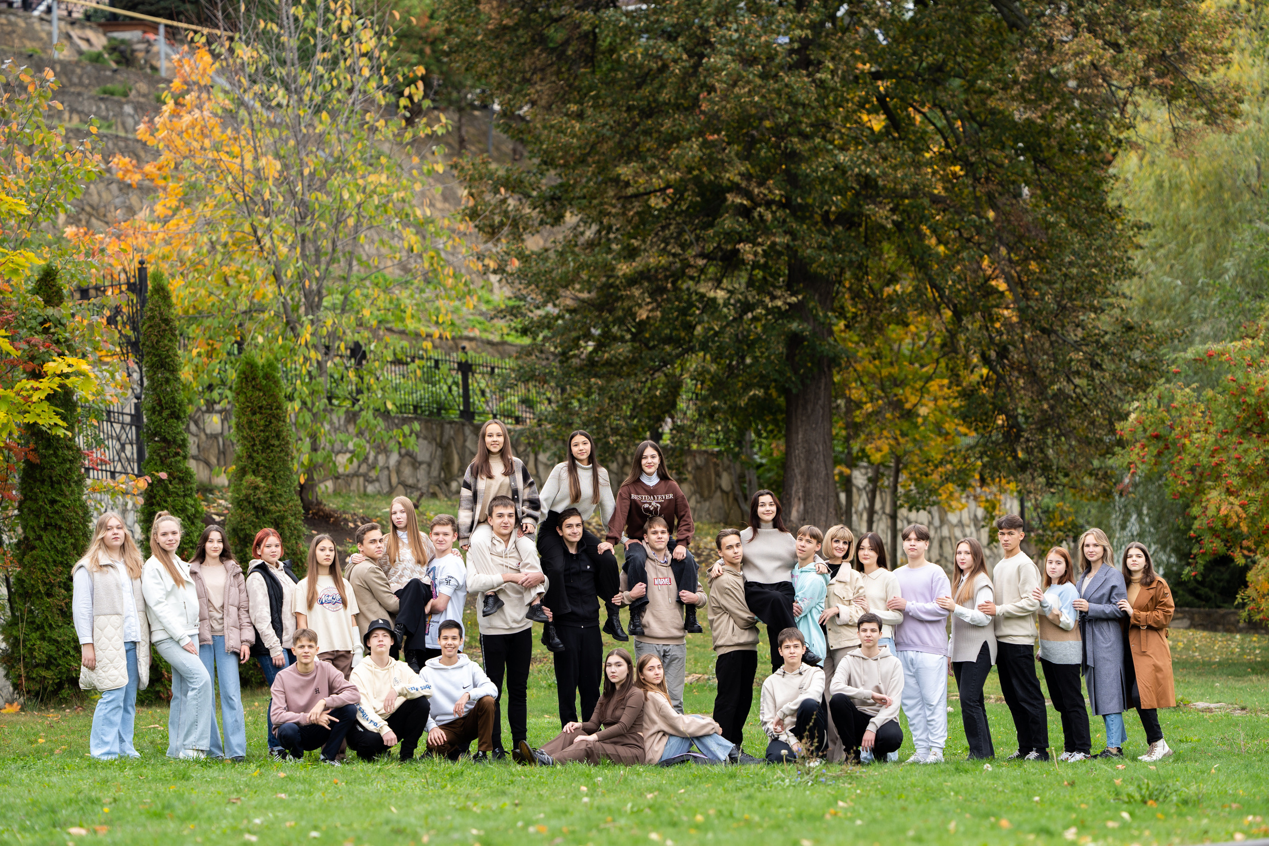 Стиль Цифры 2. Выпускные альбомы Нижнекамск Набережные Челны Фотостудия Небо