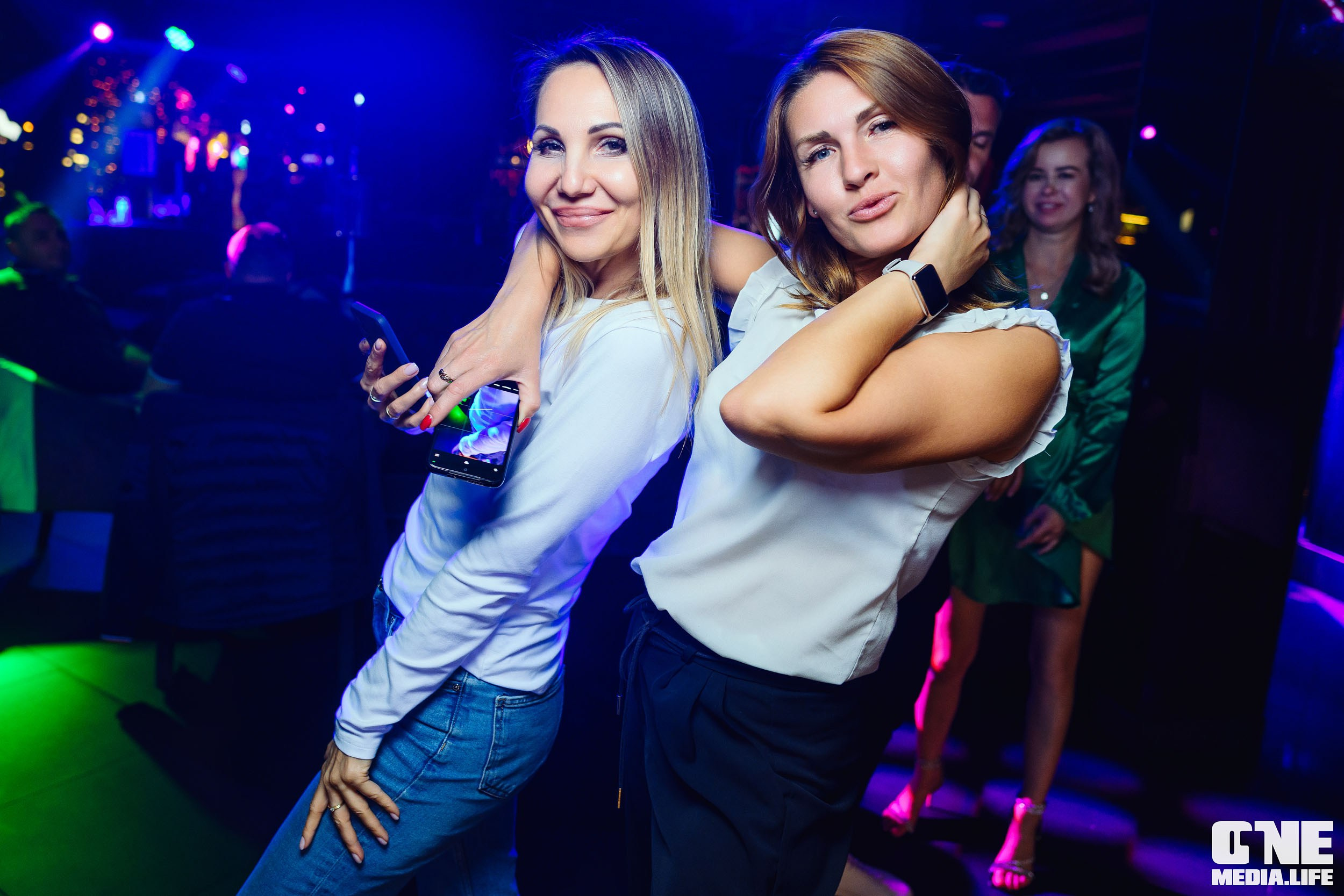 Фоторепортаж из караоке-клуба Эйфория. One Media Life: фоторепортажи, фотоотчеты с мероприятий и заведений