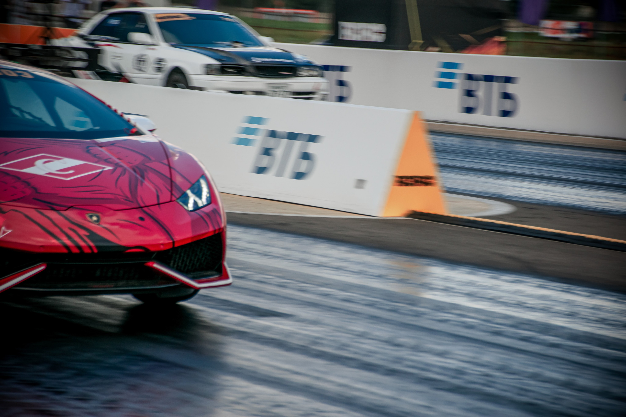 Репортажная, студийная, свадебная, автоспорт, коммерческая, фотосессия: Фотографы Николай и Елена DvoTar