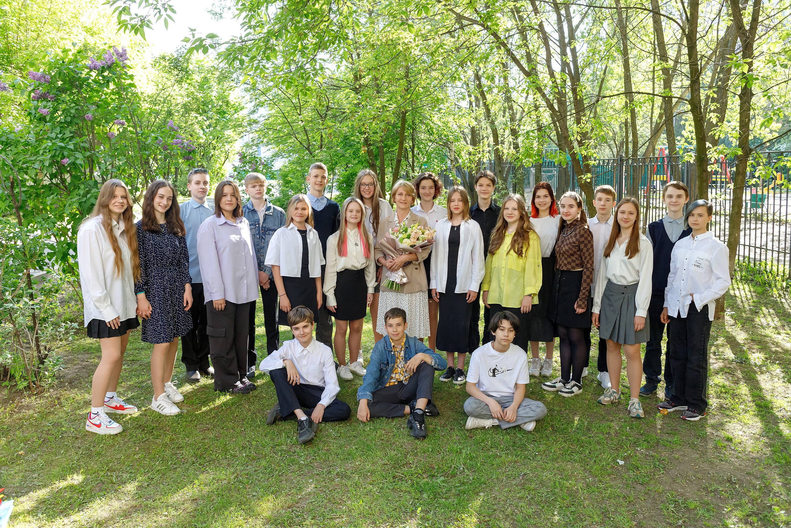 Акции от фотостудии Вышка. Выпускной альбом в Москве и Домодедово Вышка Школьный фотограф